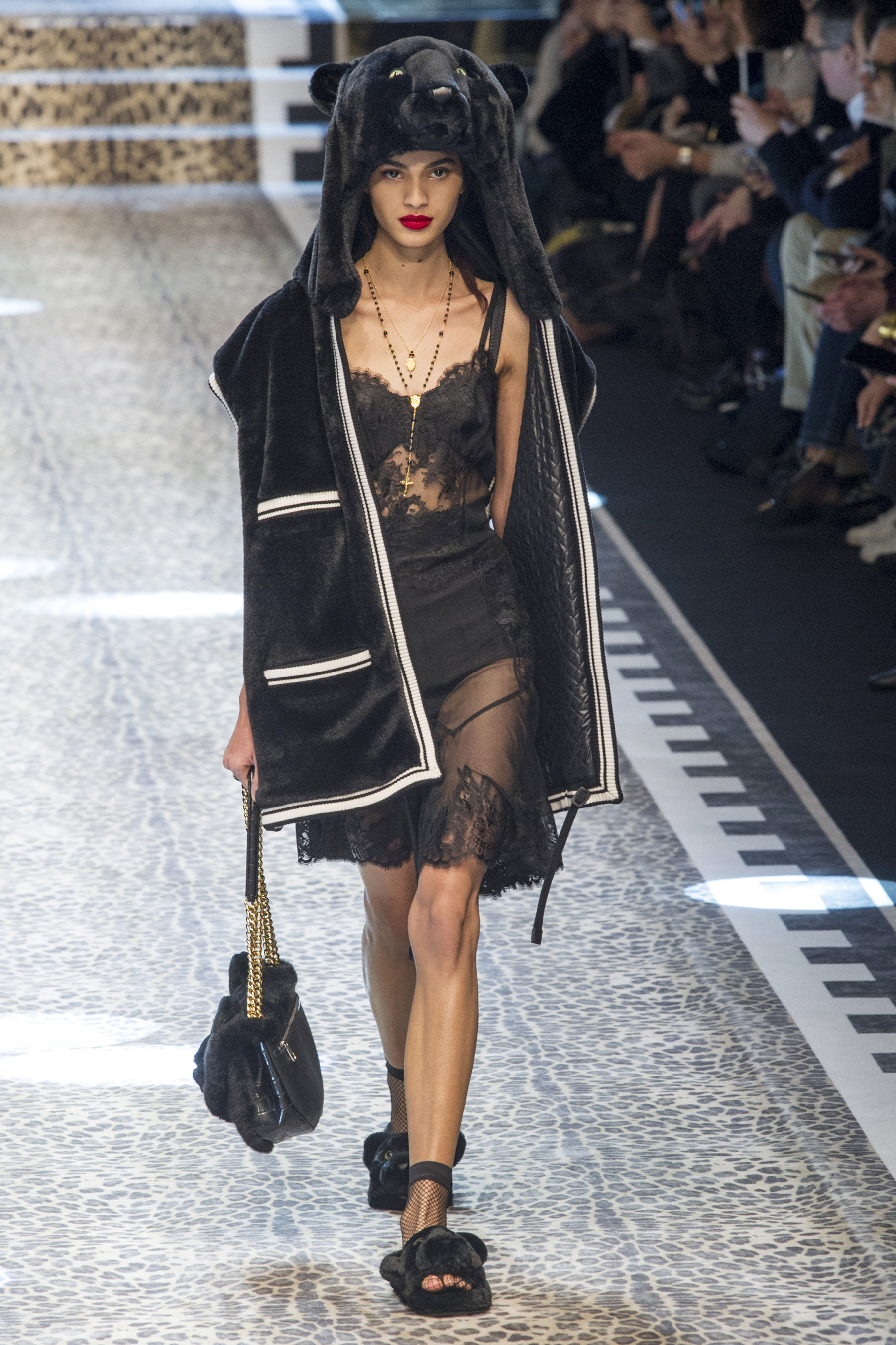 Missoni fall 2017 runway review Missoni fall 2017 runway review