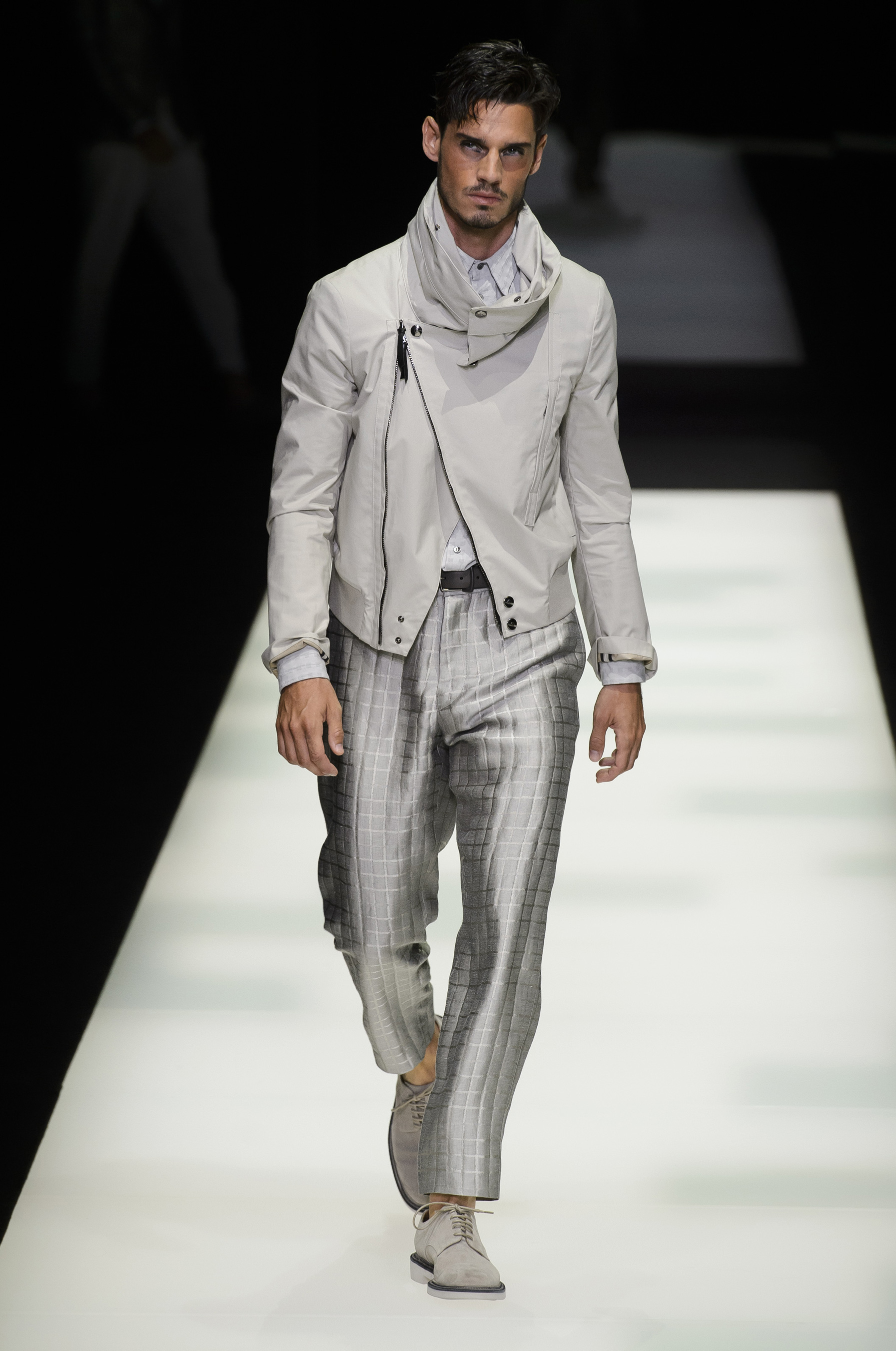 Giorgio Armani Spring 2018 Men S Fashion Show The Impression