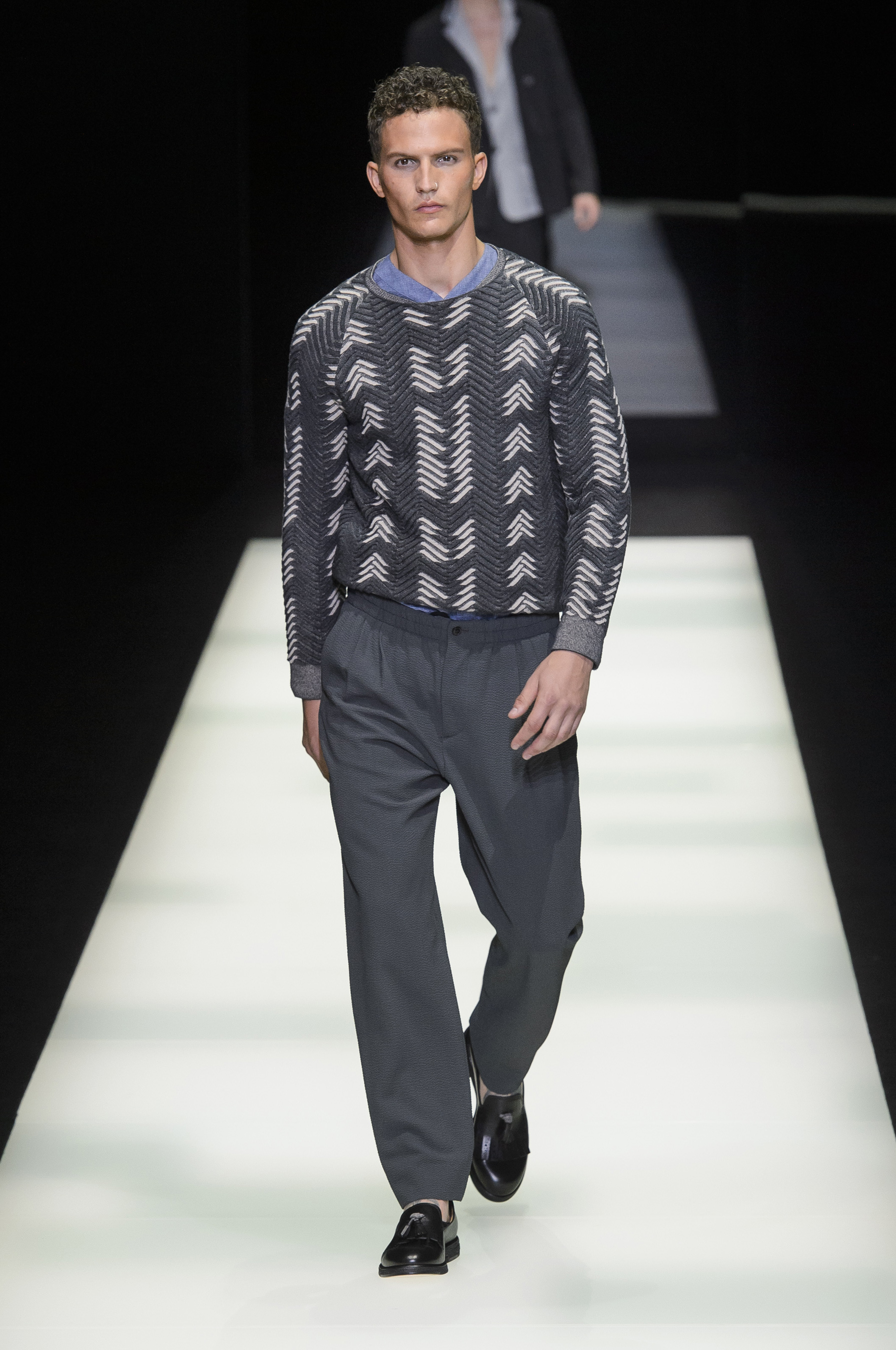 Giorgio Armani Spring 2018 Men S Fashion Show The Impression