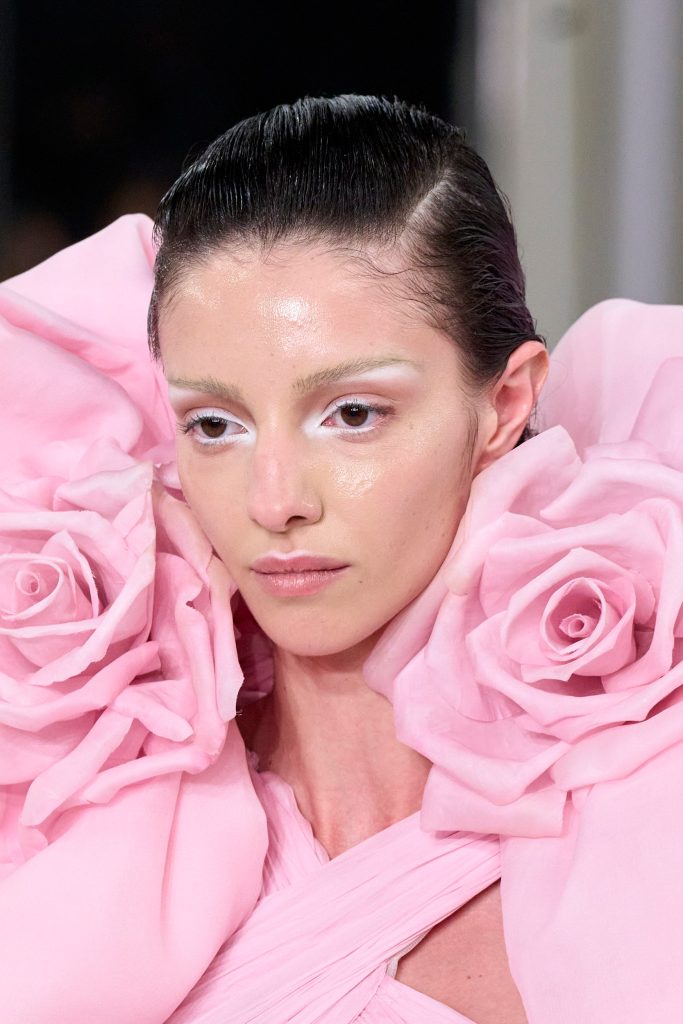 Giambattista Valli Spring Couture Fashion Show Details The