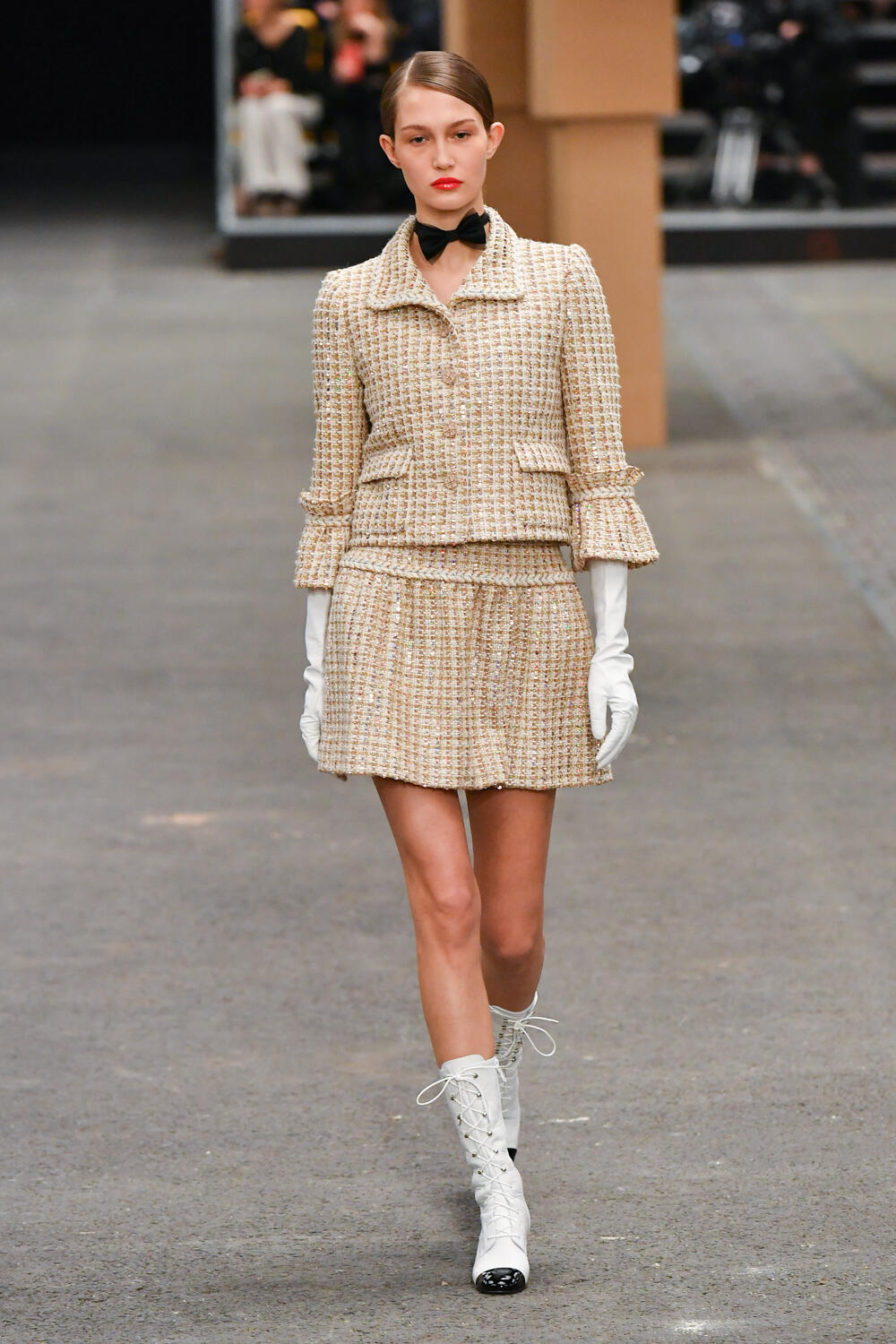 Chanel-Spring-2023-Couture-Collection-Paris-Fashion-Week-Tom