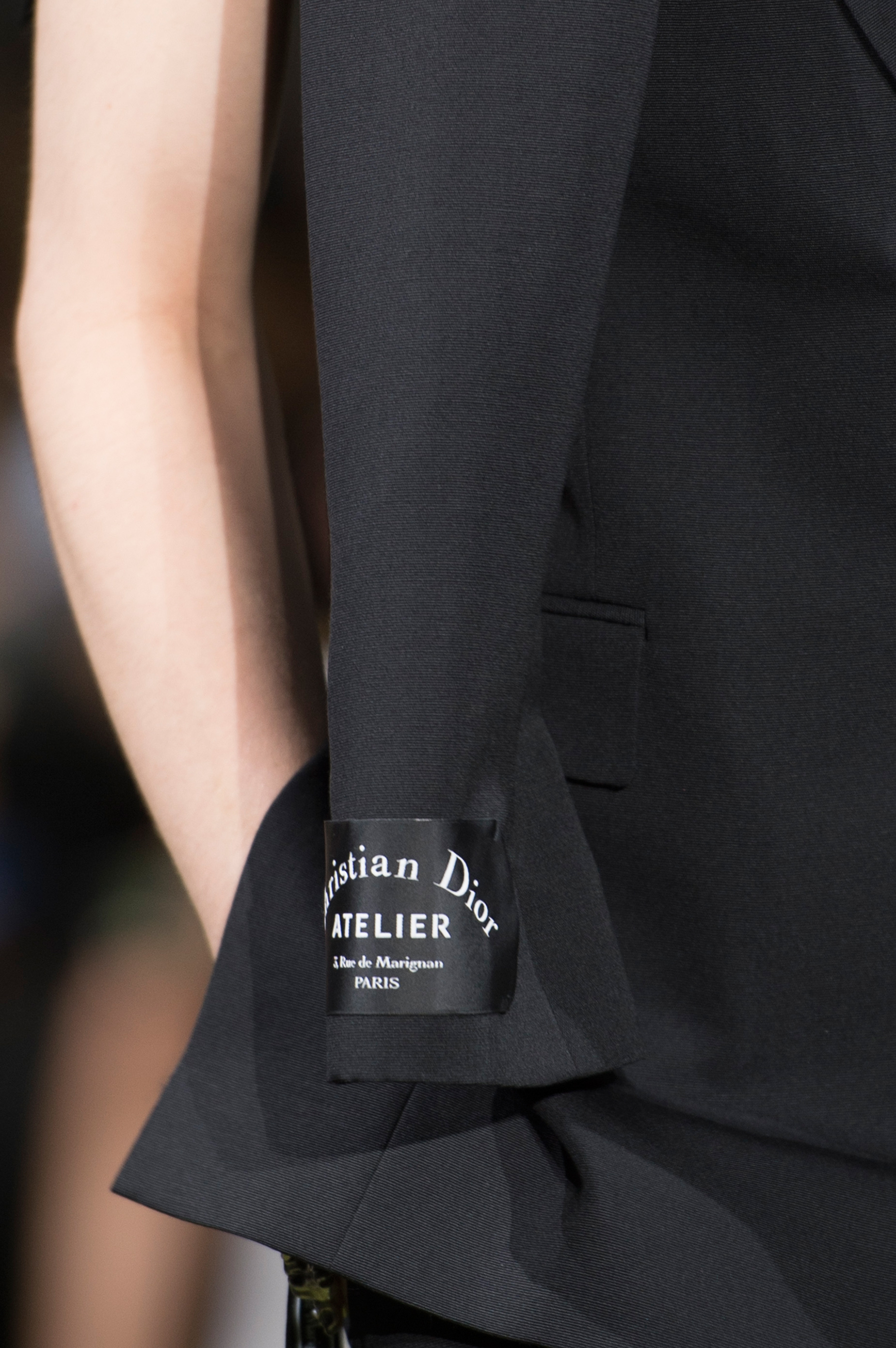 Dior Homme Spring 2018 Men's Fashion Show Details - The Impression