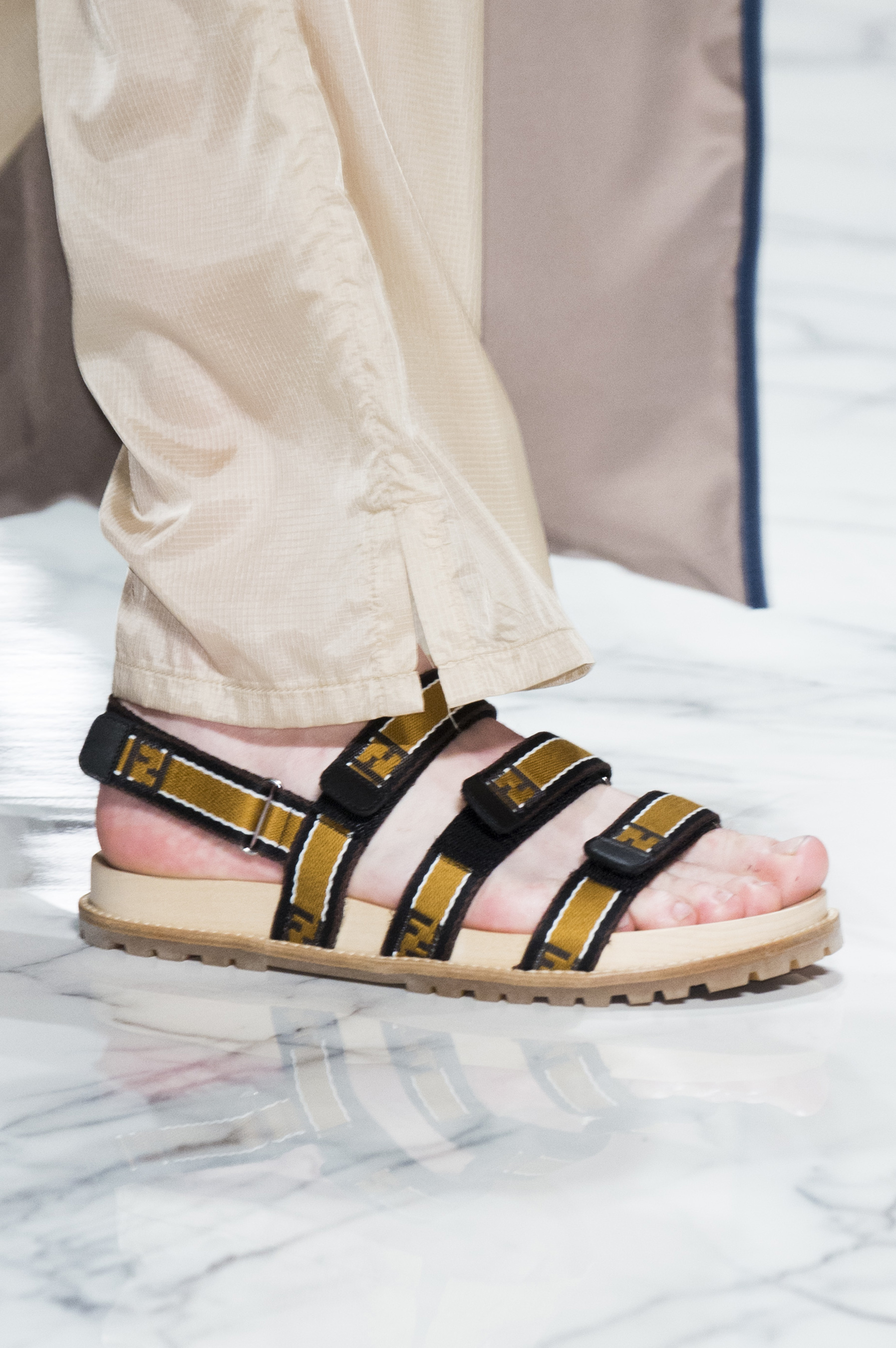 Fendi Spring 2018 Men's Fashion Show Details - The Impression