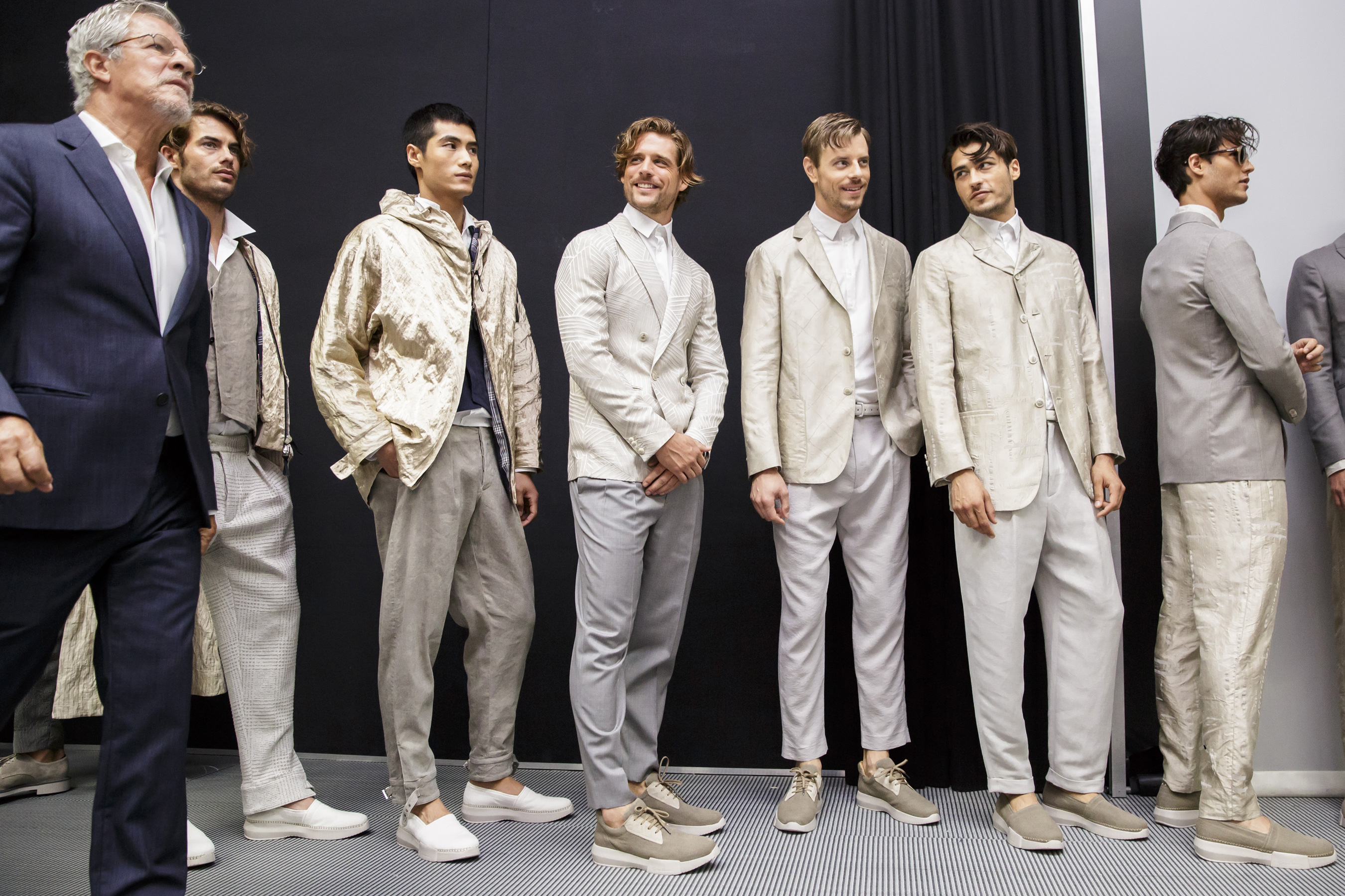 Giorgio Armani Spring 2018 Men's Fashion Show Backstage