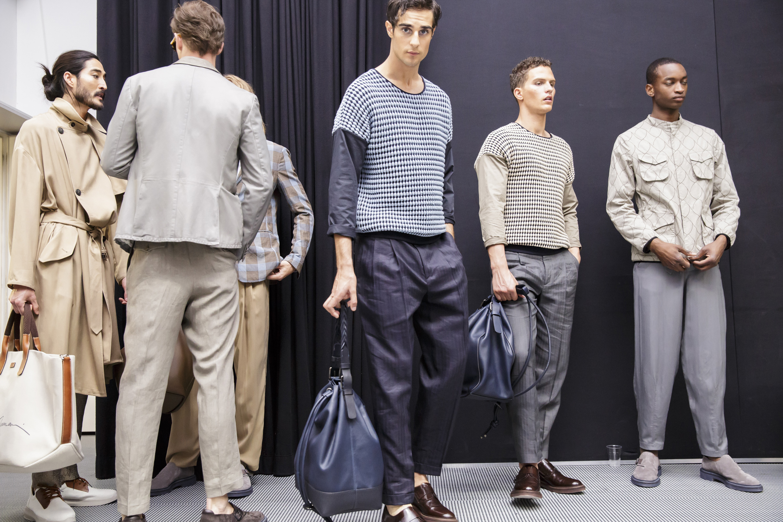 Giorgio Armani Spring 2018 Men's Fashion Show Backstage