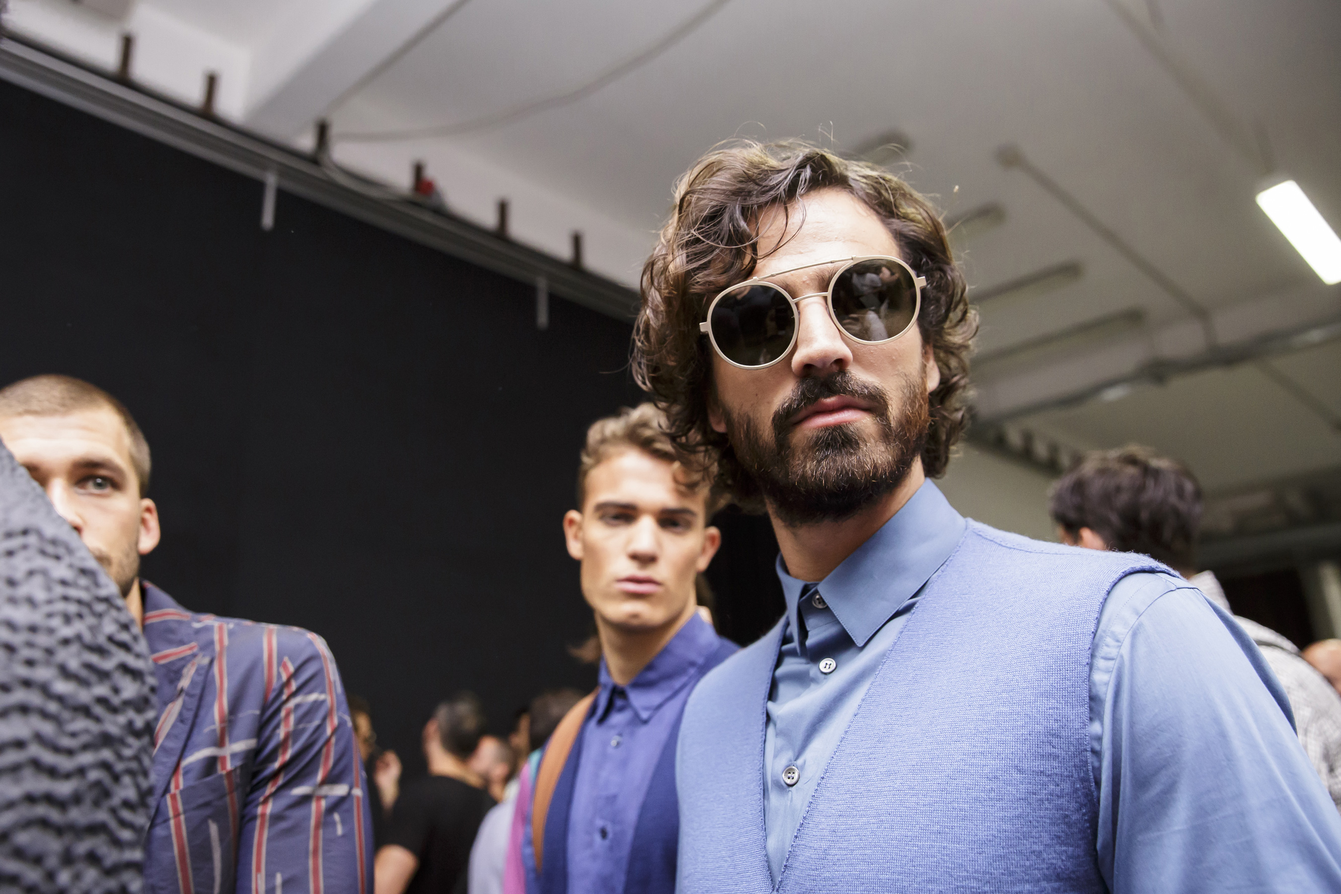 Giorgio Armani Spring 2018 Men's Fashion Show Backstage