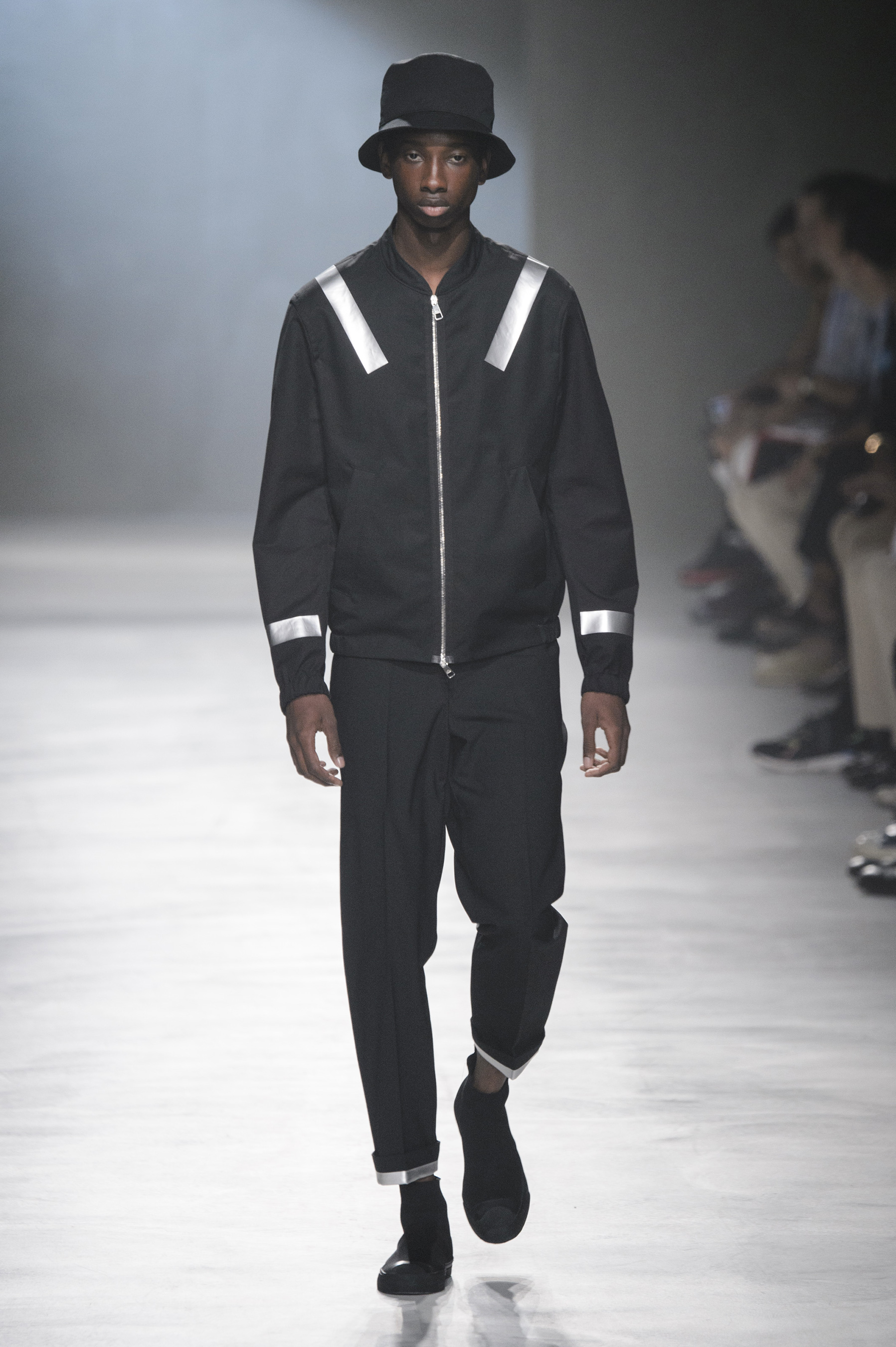 Neil Barrett Spring 2018 Men's Fashion Show - The Impression