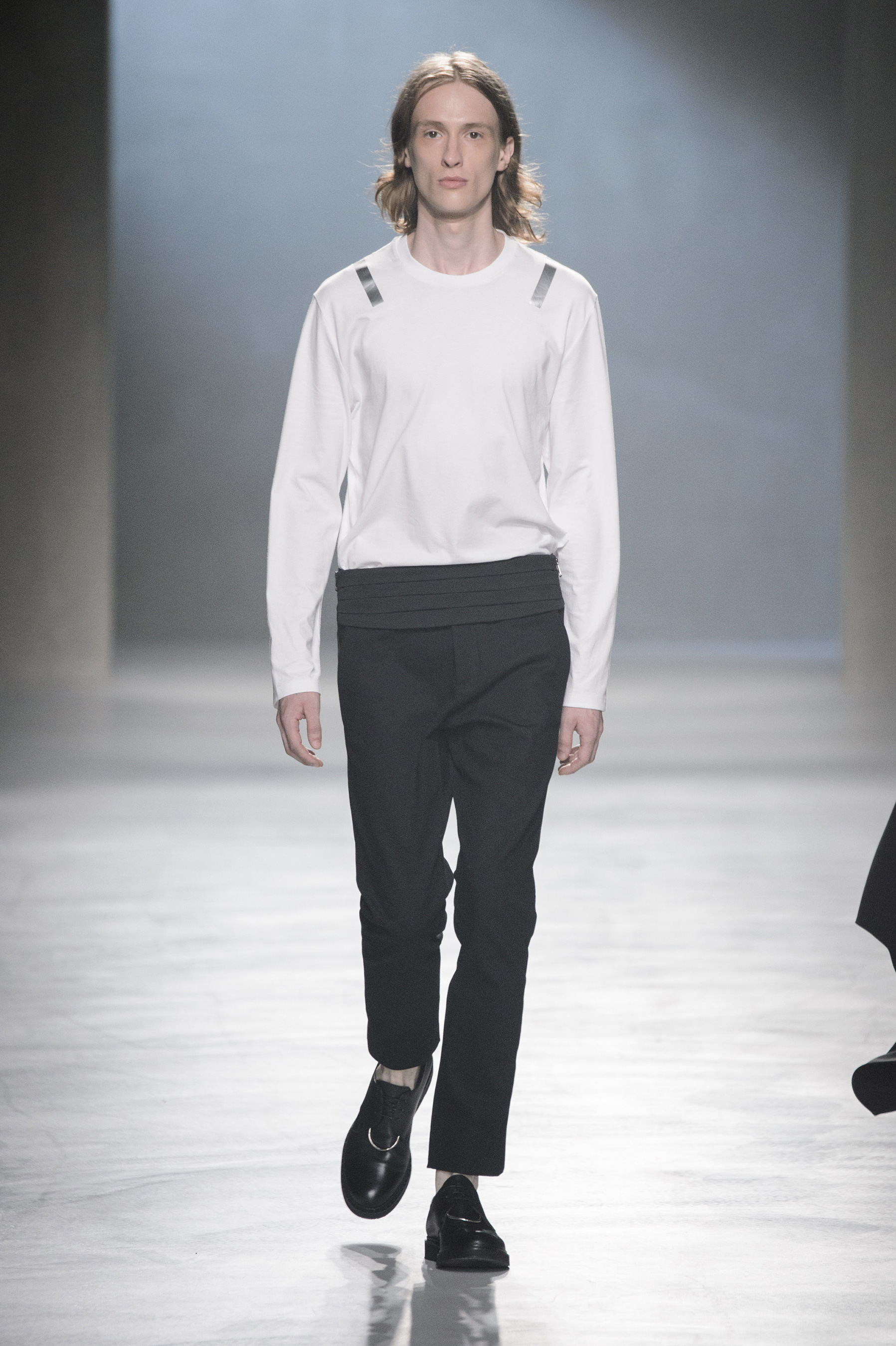 Neil Barrett Spring 2018 Men's Fashion Show - The Impression