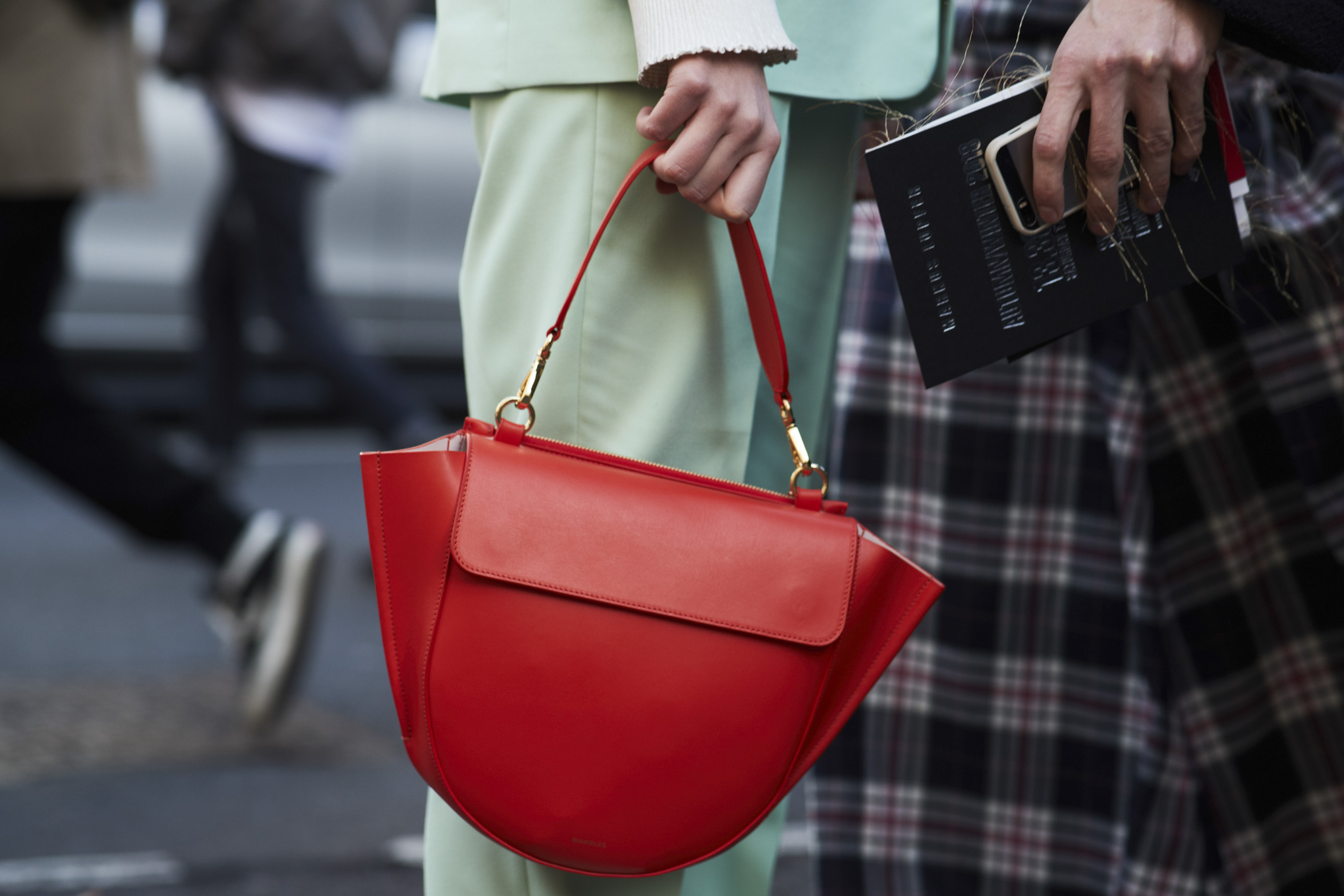 London Fashion Week Street Style Fall 2018 Day 2 Cont.