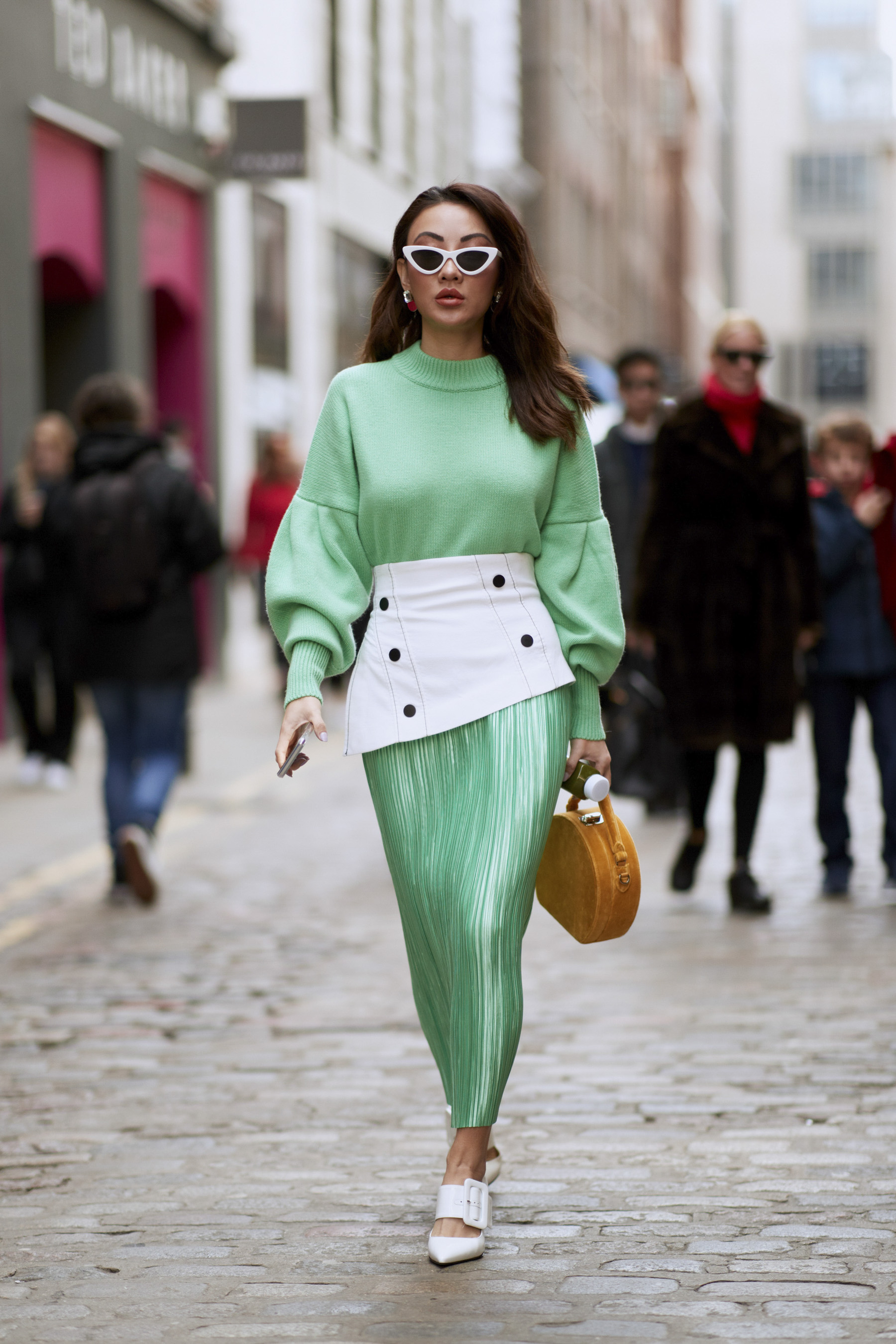 London Fashion Week Street Style Fall 2018 Day 3 Cont.