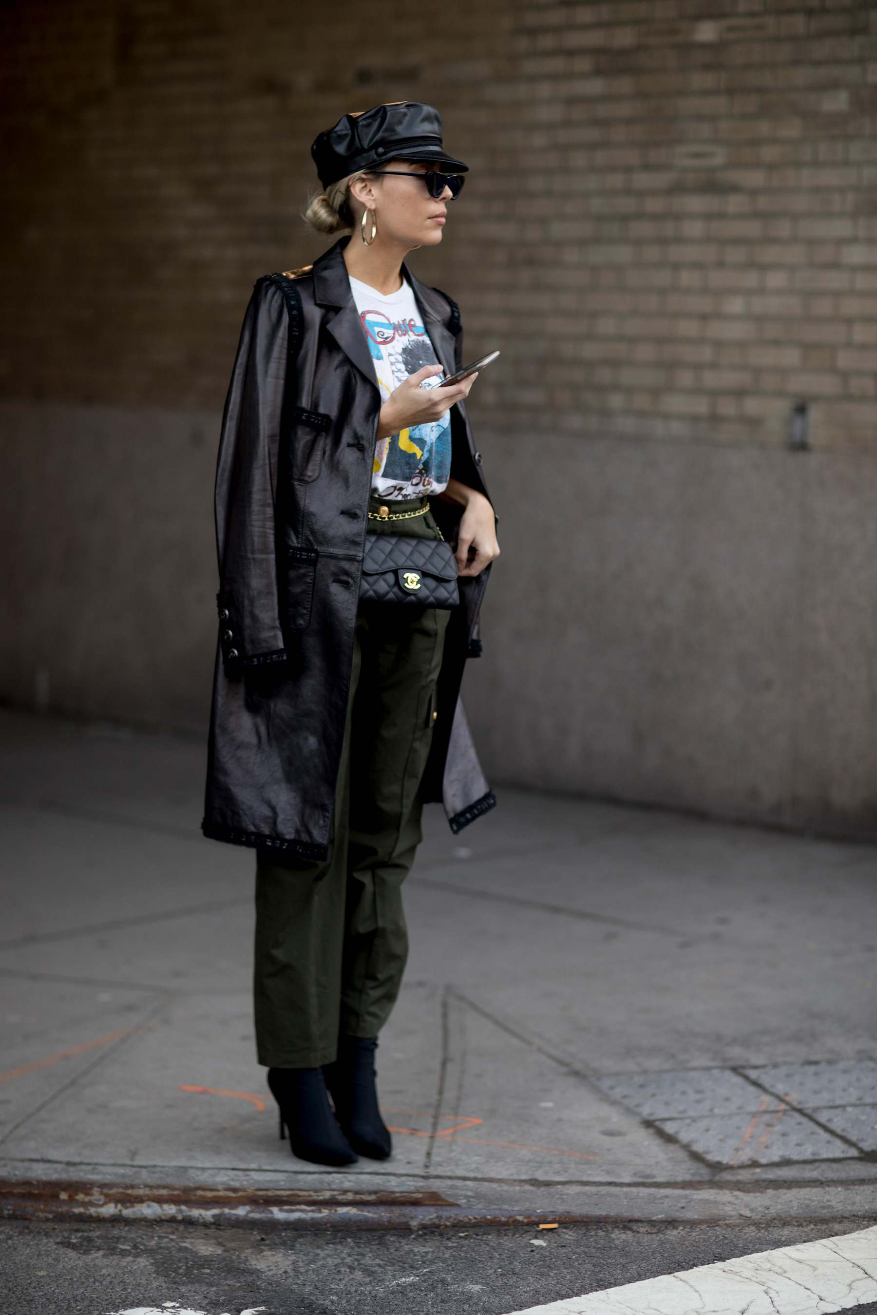 New York Fashion Week Street Style Fall 2018 Day 5 - The Impression