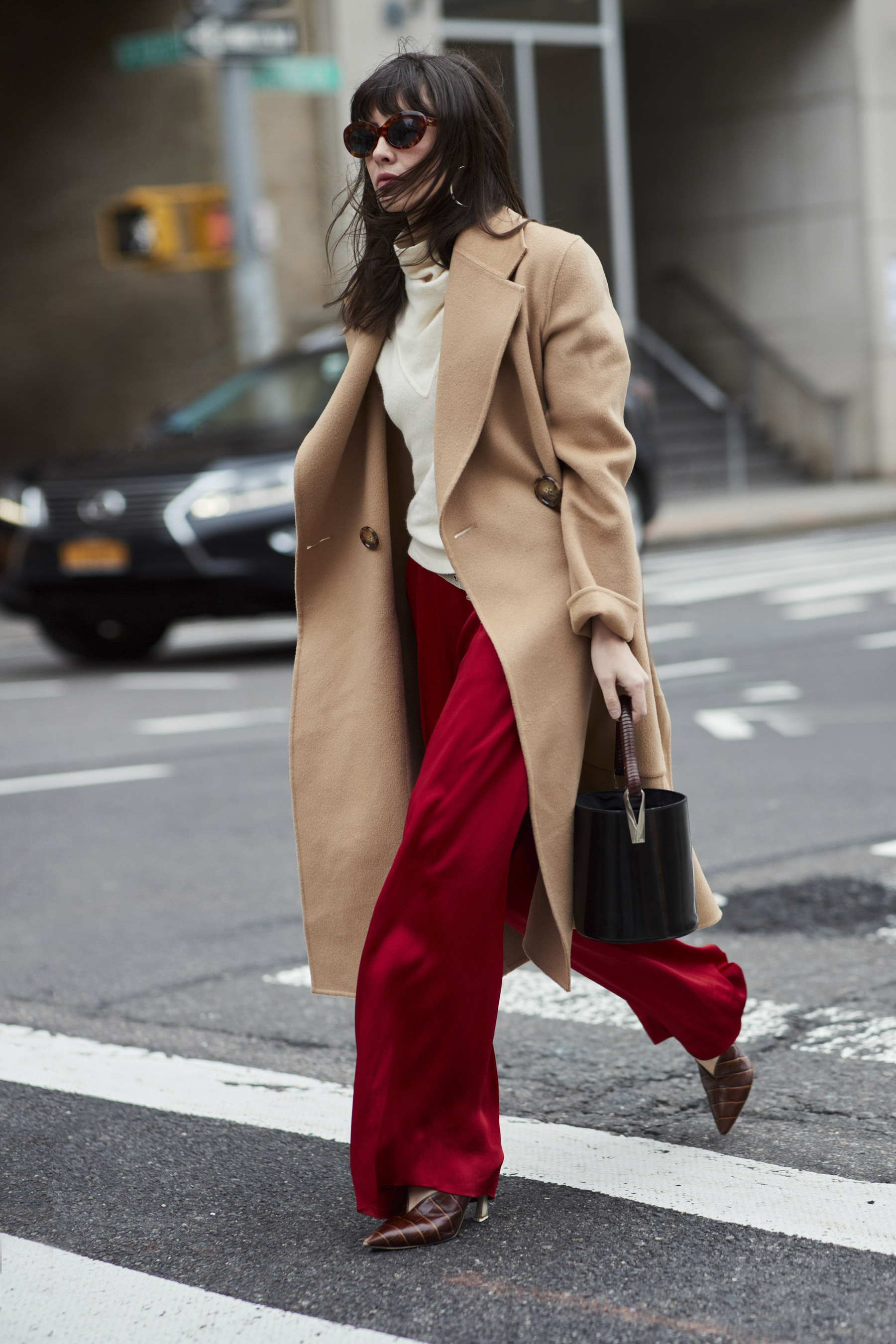 New York Fashion Week Street Style Fall 2018 Day 5 Cont.