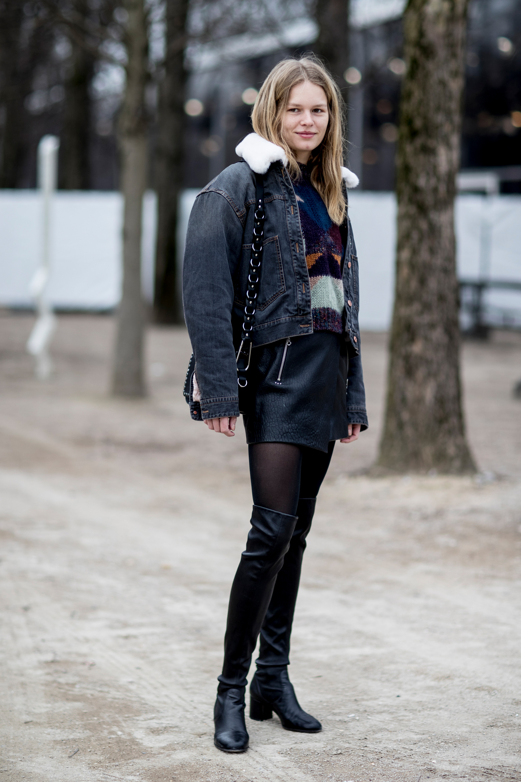 Paris Fashion Week Street Style Fall 2018 Day 3 - The Impression