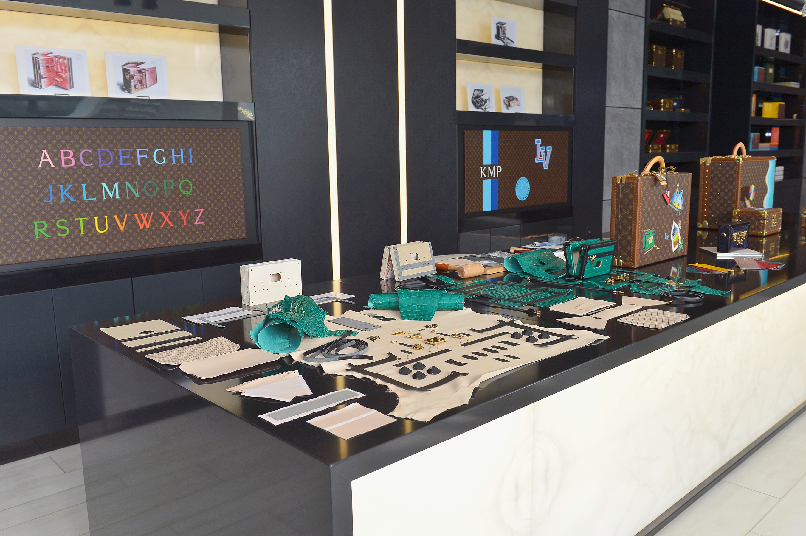 Louis Vuitton Exclusive Savoir Faire Experience at Maison Beverly Hills -  The Impression