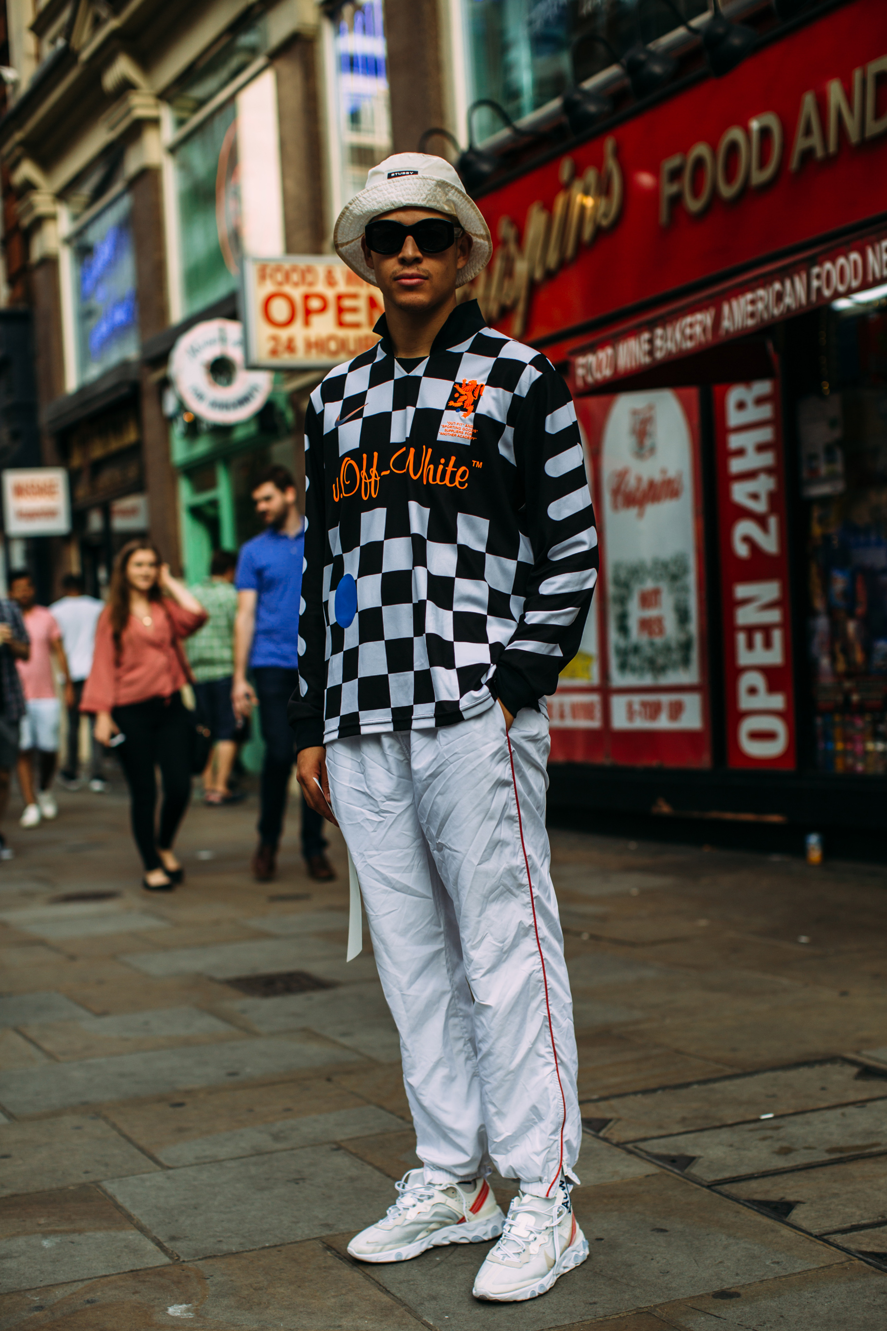 London Men's Street Style Fall 2019 Day 2 - The Impression