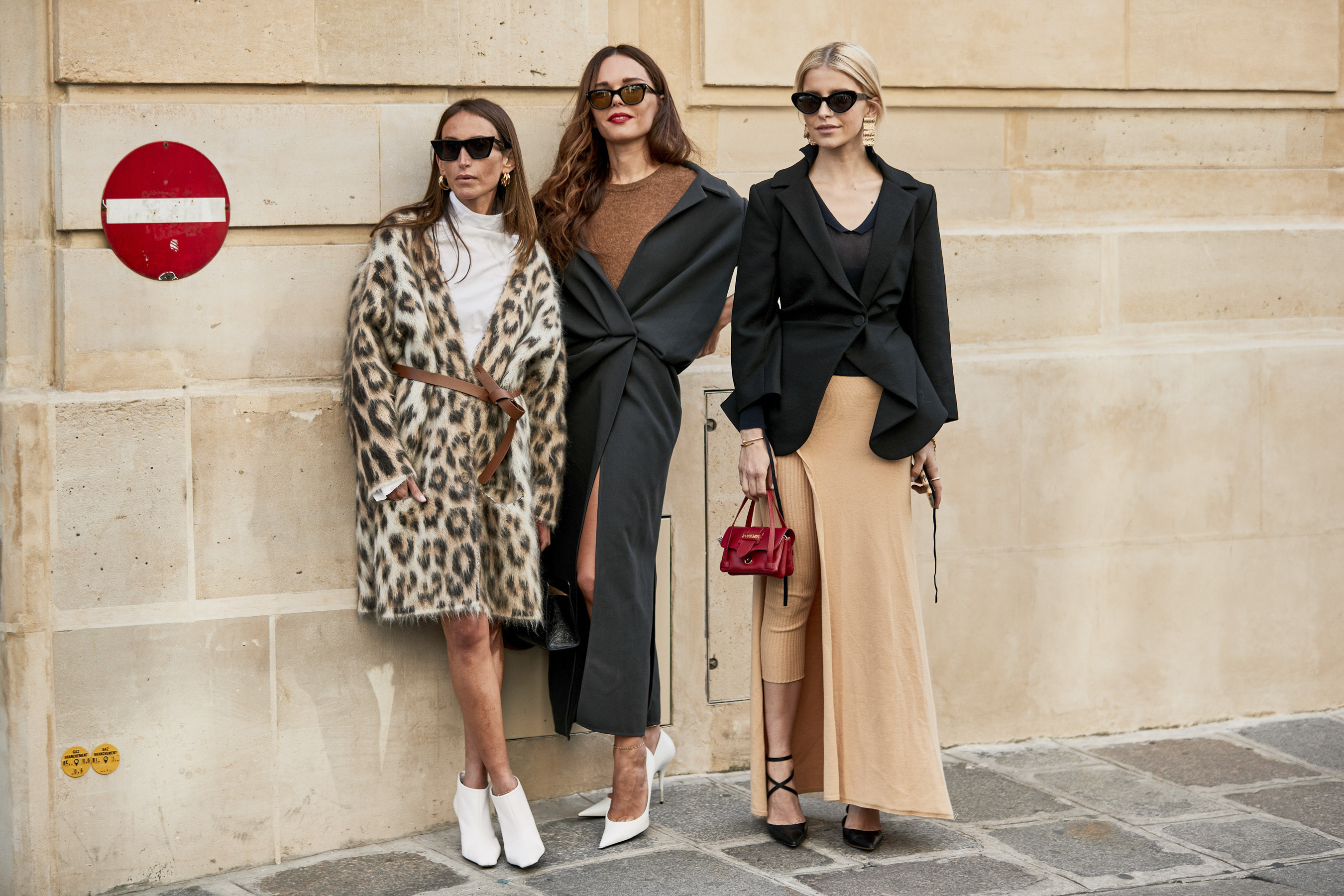 Paris Fashion Week Street Style Accessories Spring 2019 Day 1 - The ...