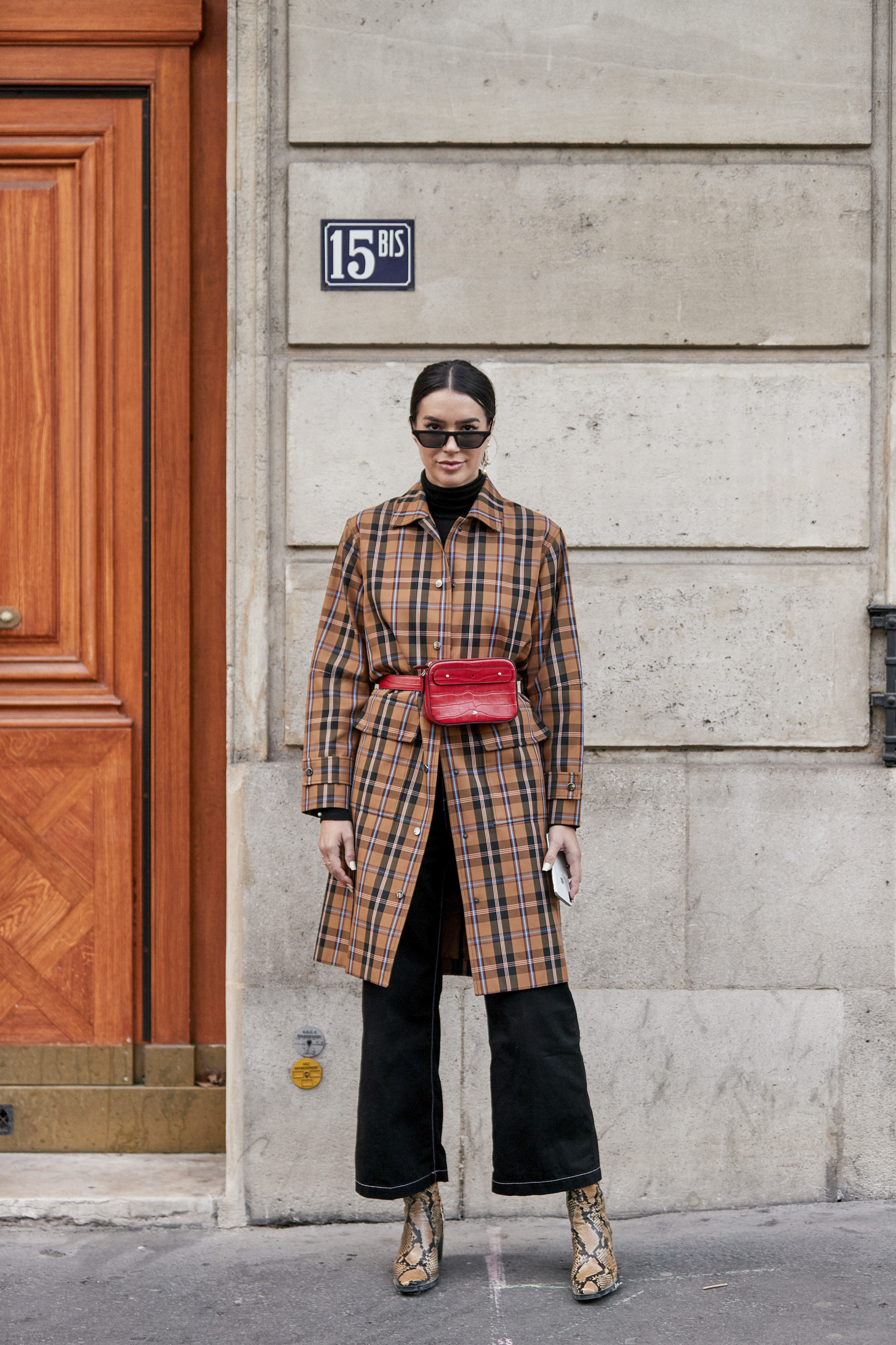 Paris Street Style Accessories Spring 2019 Day 8 - The Impression