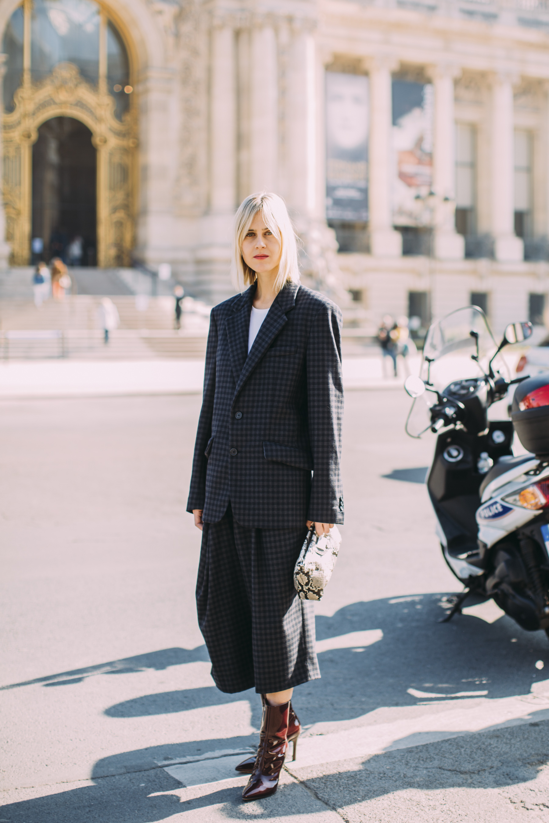 Paris Fashion Week Street Style Fall 2019 Day