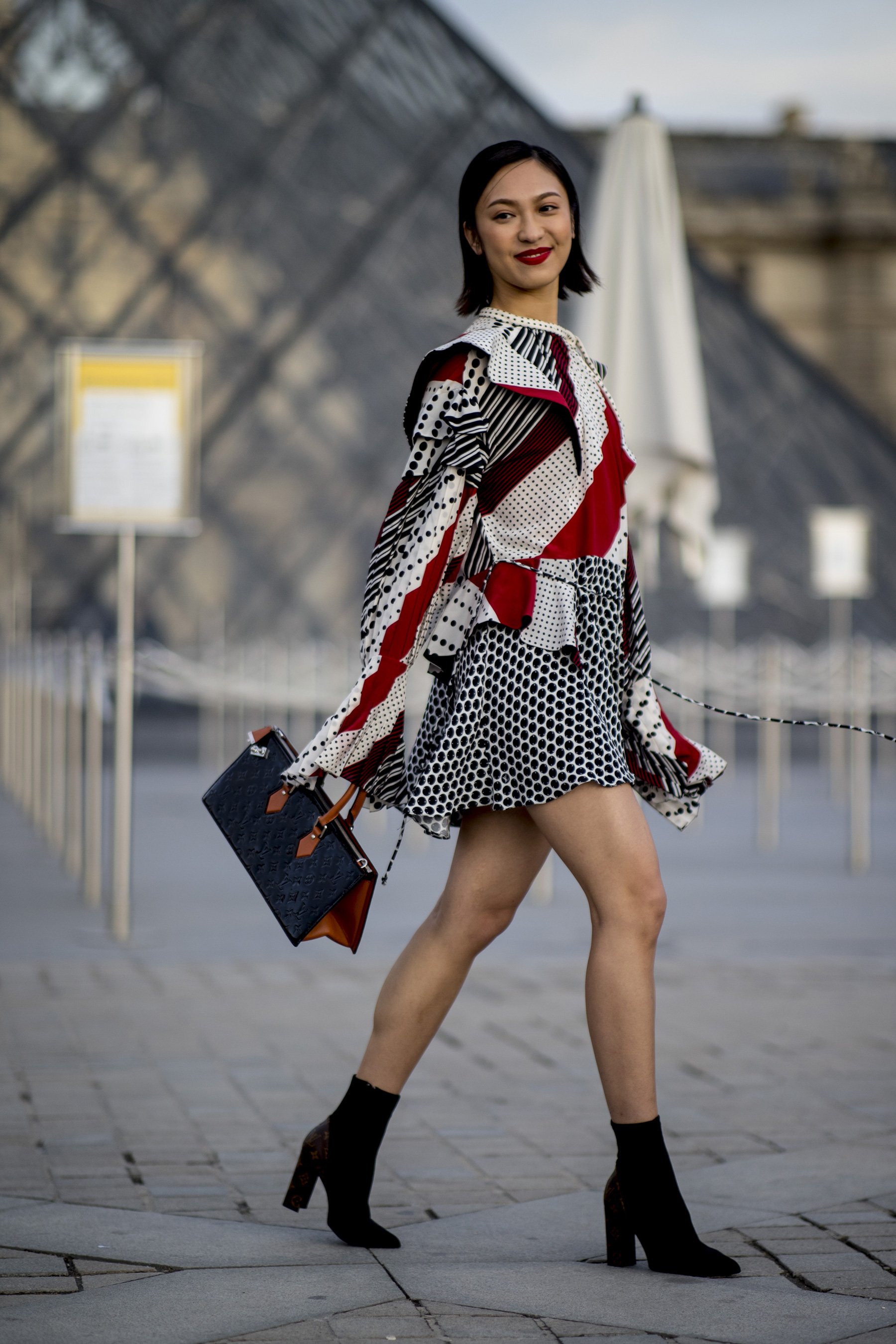 Paris Fashion Week Street Style Fall 2019 Day