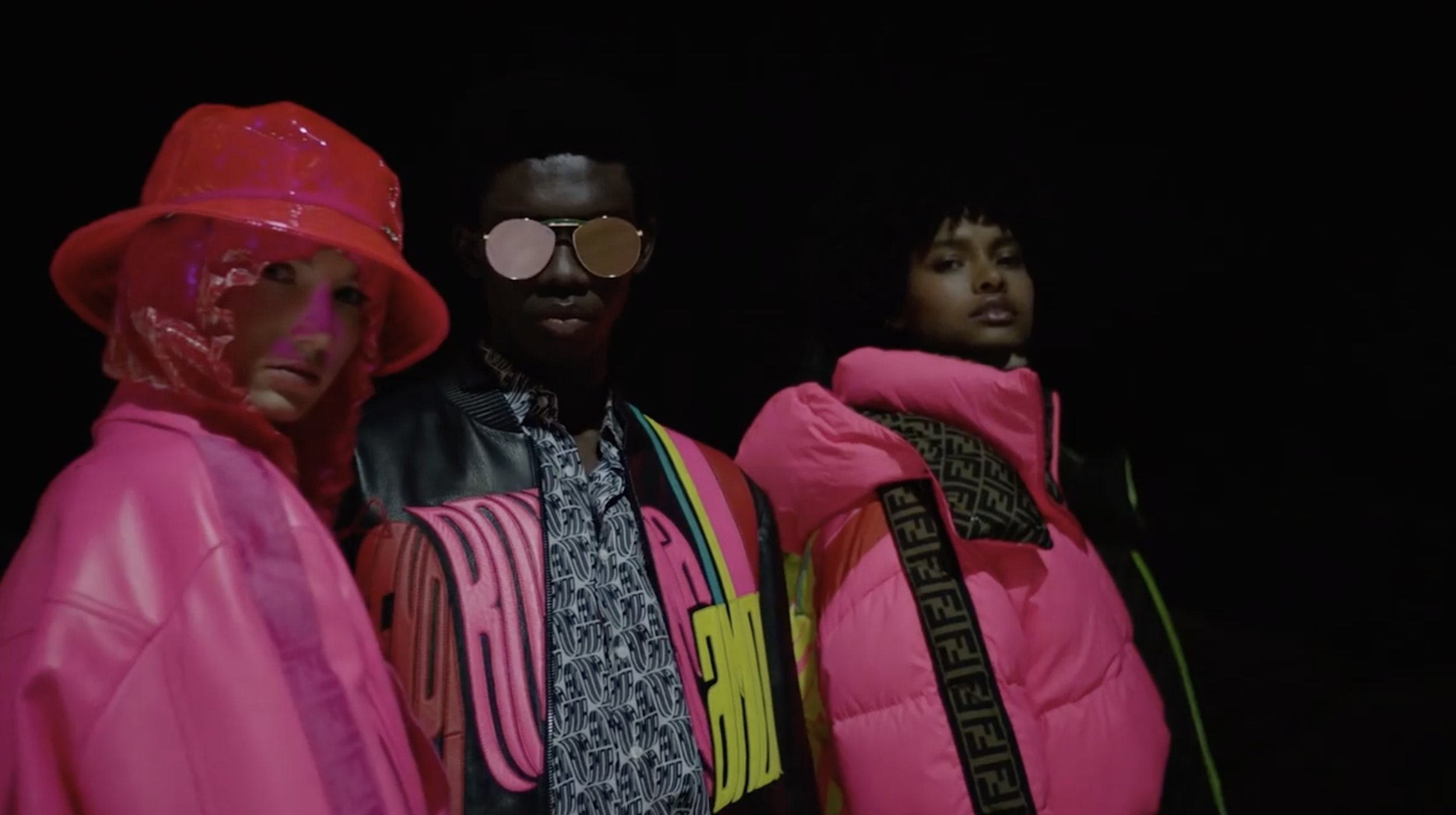 FENDI ROMA GRAFFITI シルク トップス Fendi Roma Amor Spring 2019 Ad Campaign | The Impression