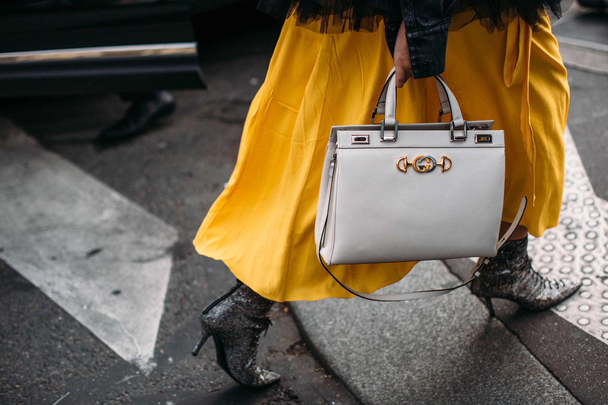 Paris Street Style Spring 2020 Day