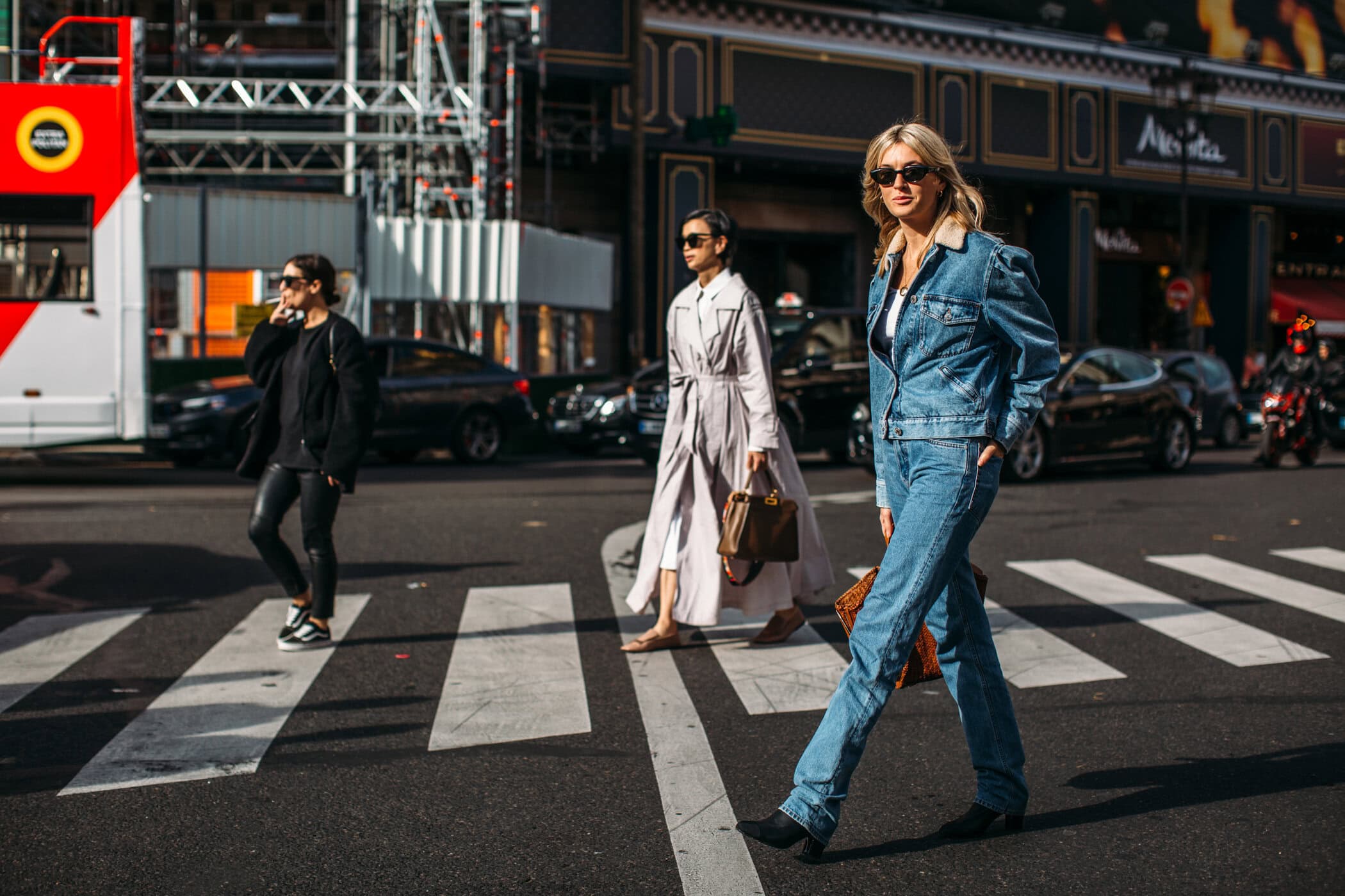 Paris Street Style Spring 2020 Day