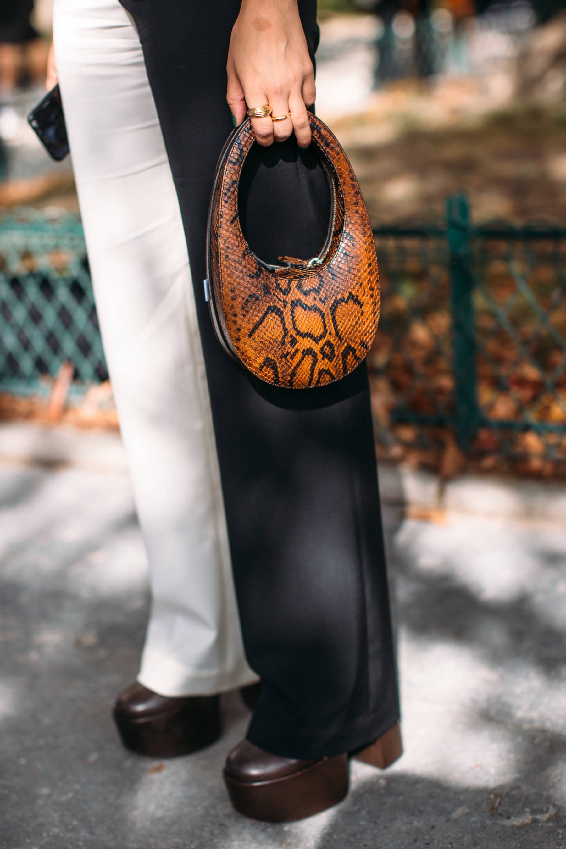 Paris Street Style Spring 2020 Day