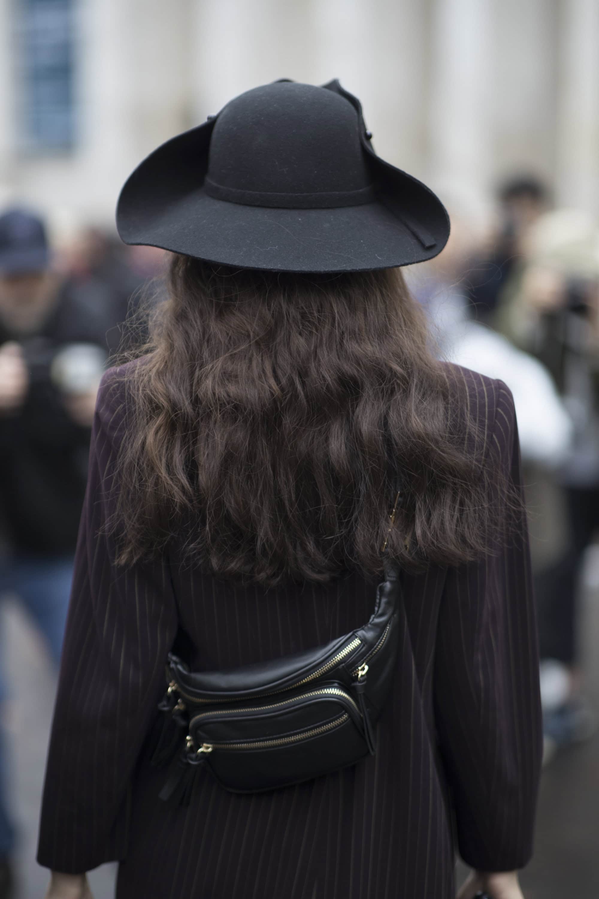 Paris Street Style Spring 2020 Day