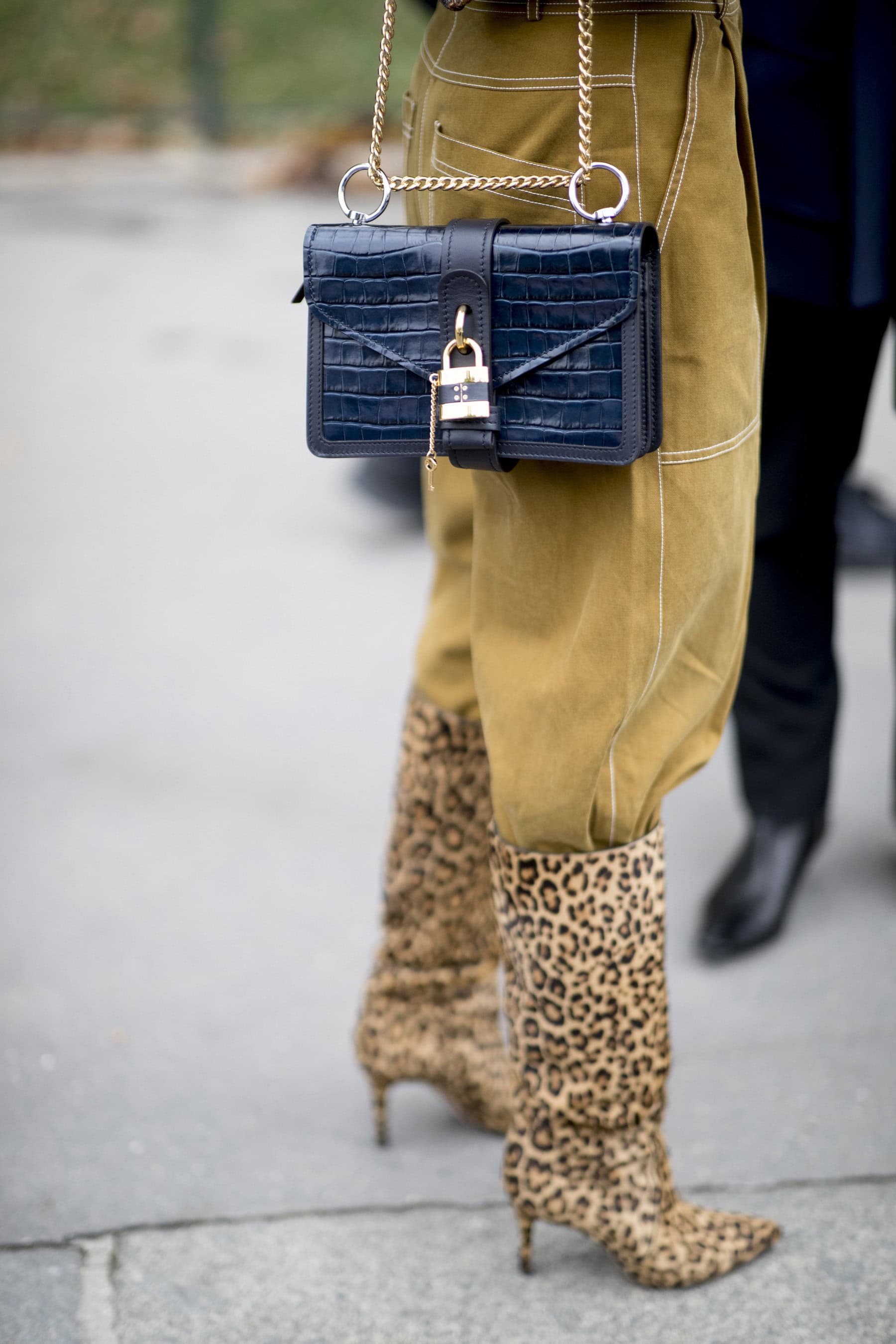 Paris Street Style Spring 2020 Day