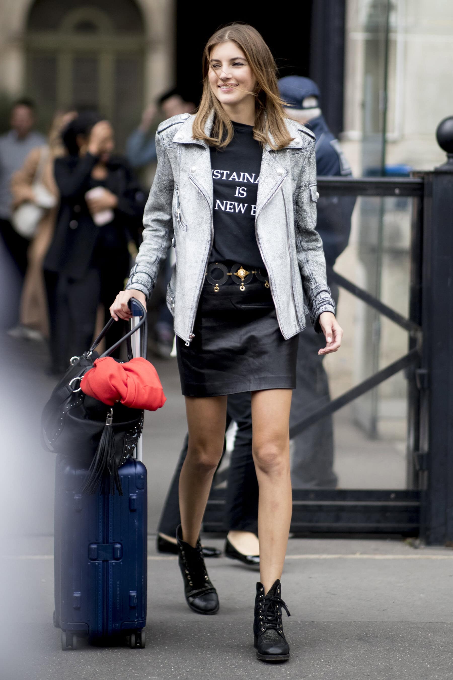 Paris Street Style Spring 2020 Day