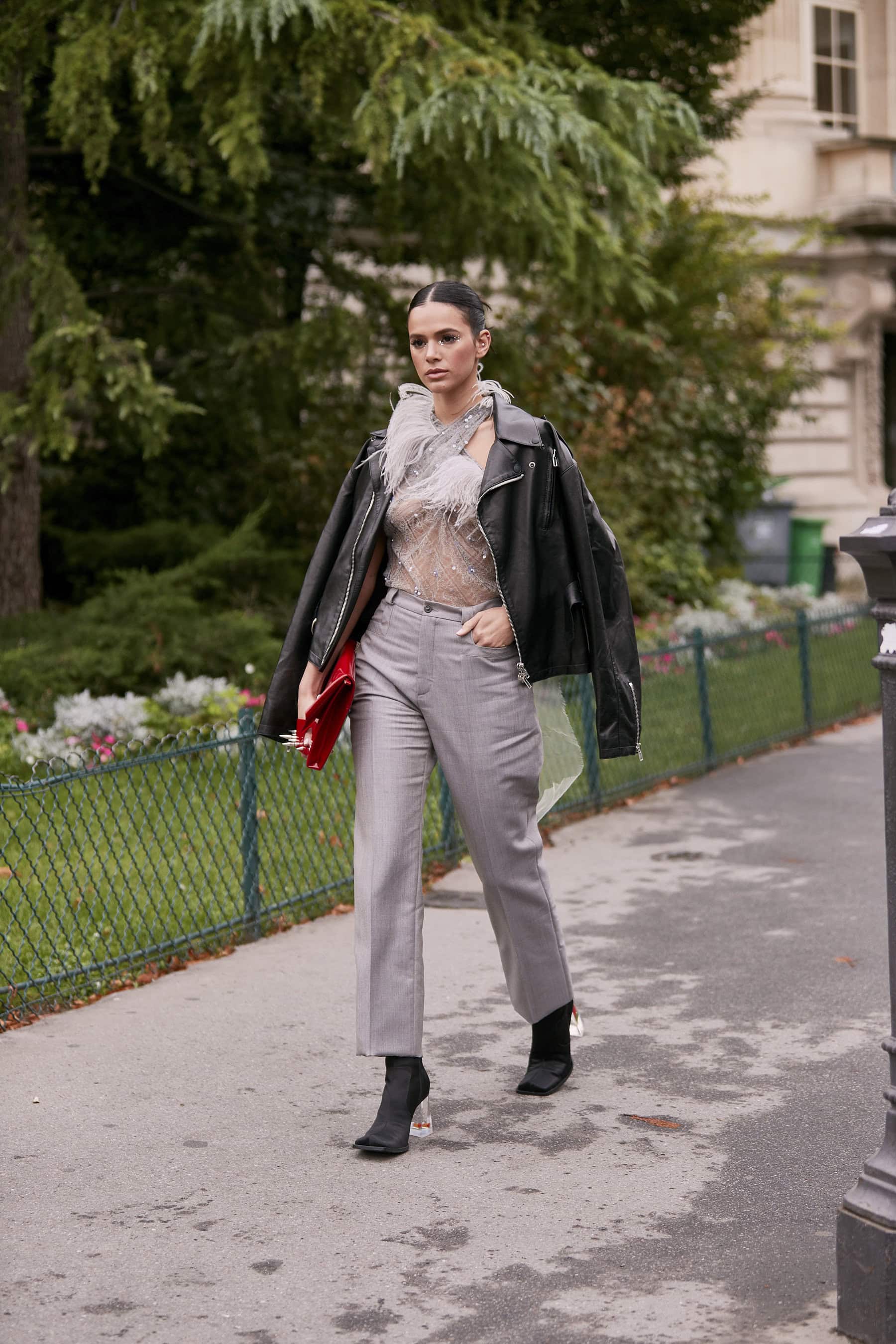 Paris Street Style Spring 2020 Day