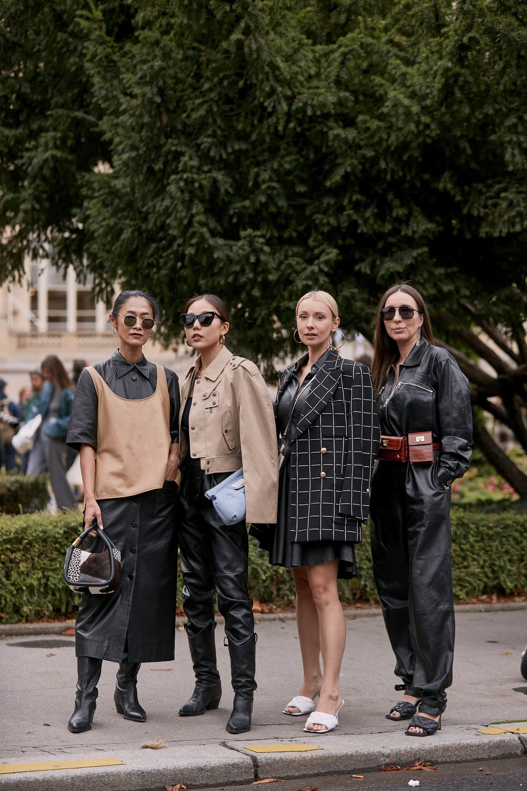 Paris Street Style Spring 2020 Day