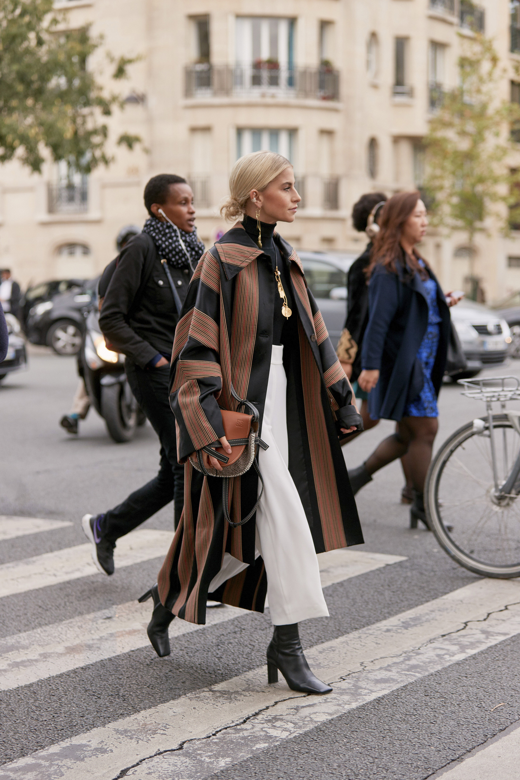 Paris Street Style Spring 2020 Even More From Day 4 | The Impression