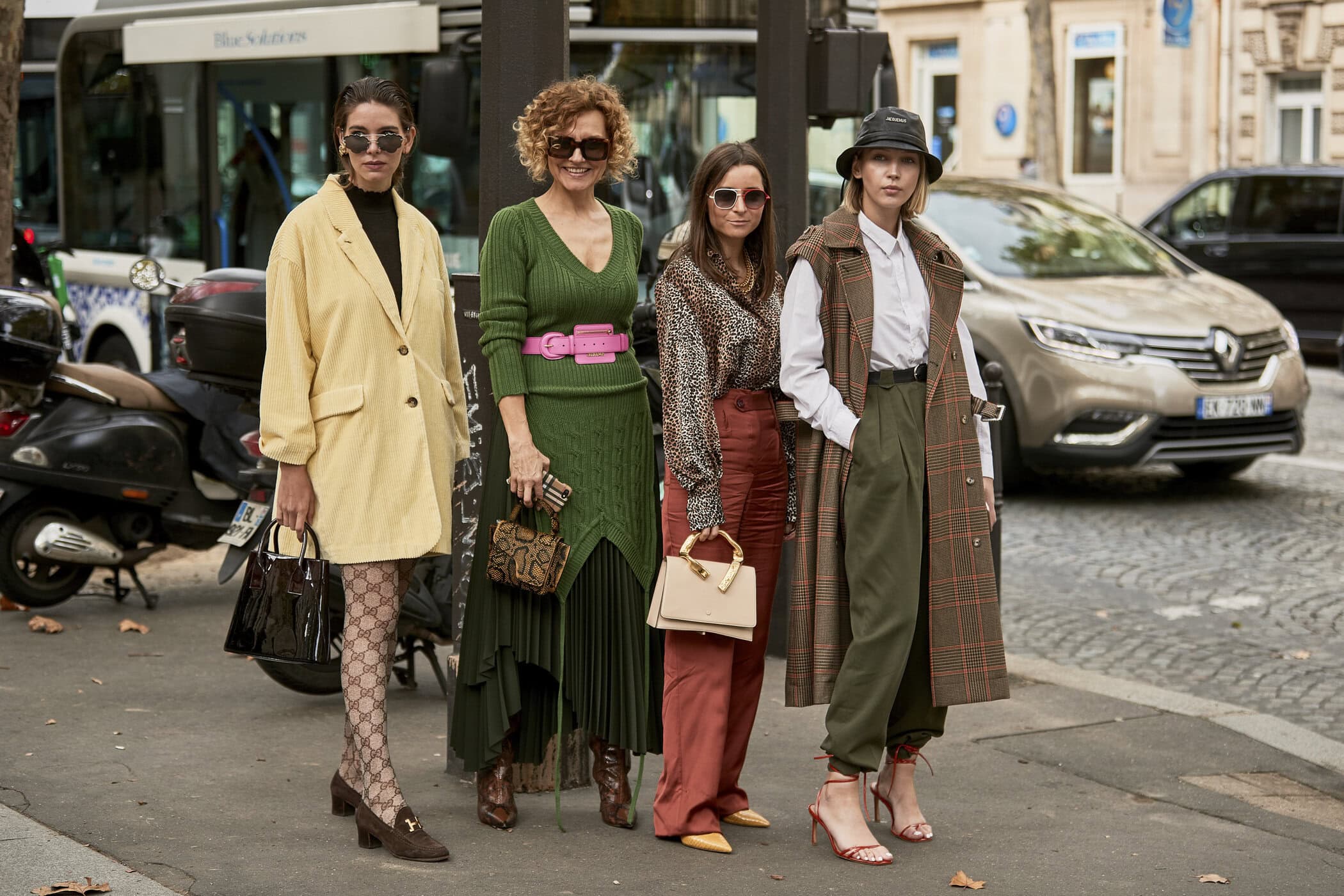 Paris Street Style Spring 2020 Day