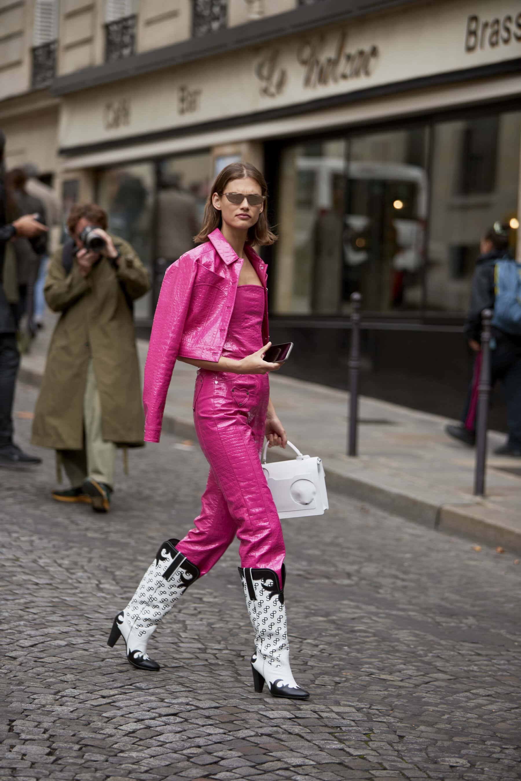 Paris Street Style Spring 2020 Day