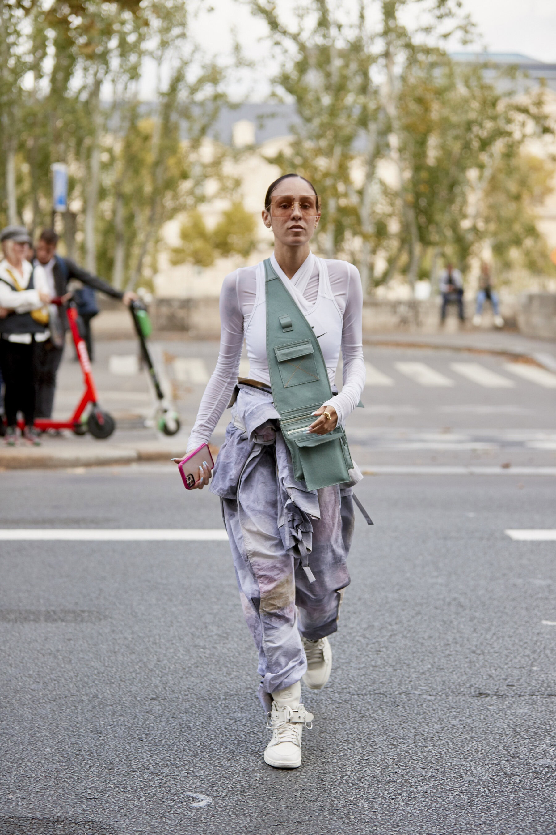 Paris Street Style Spring 2020 Day