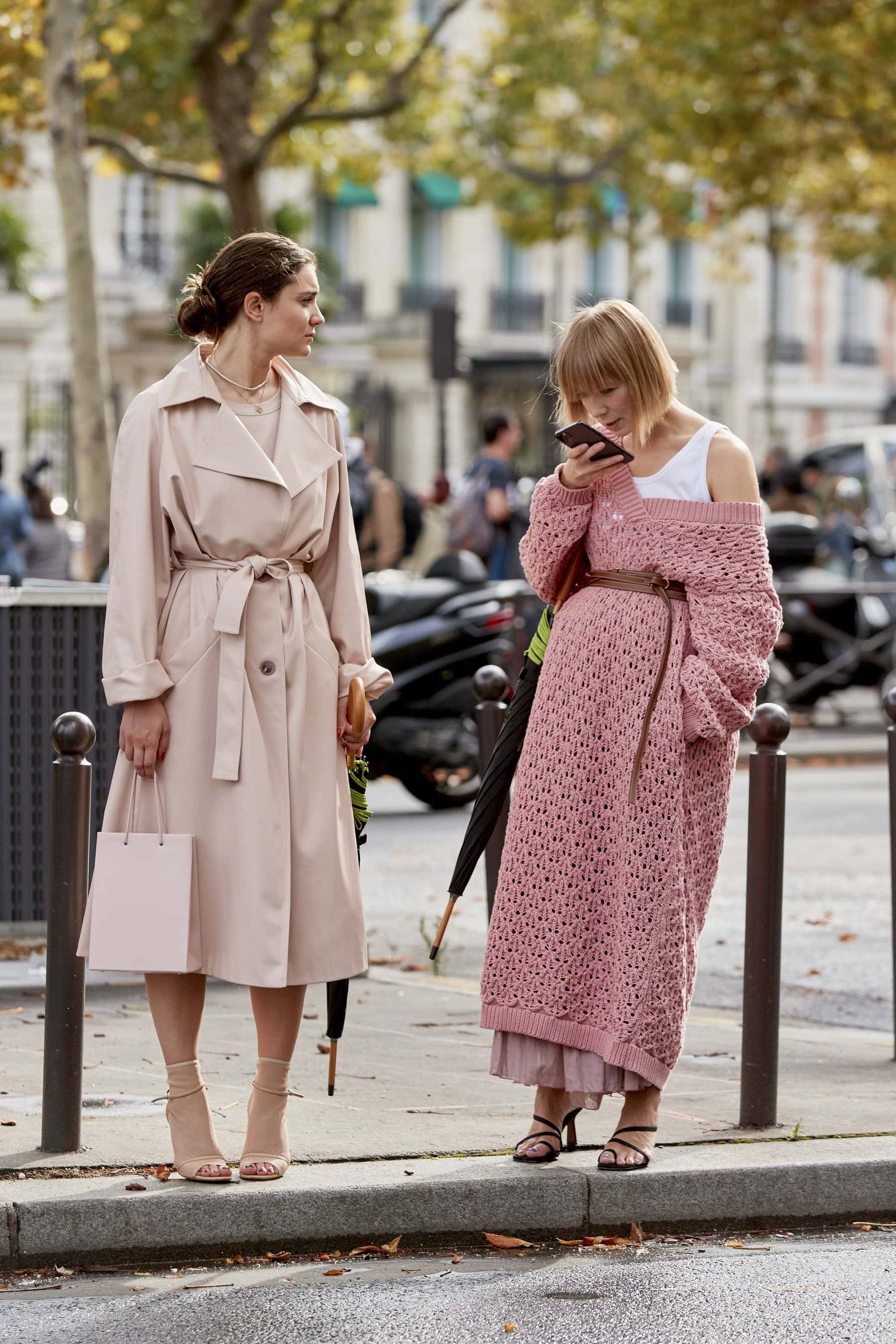 Paris Street Style Spring 2020 Day