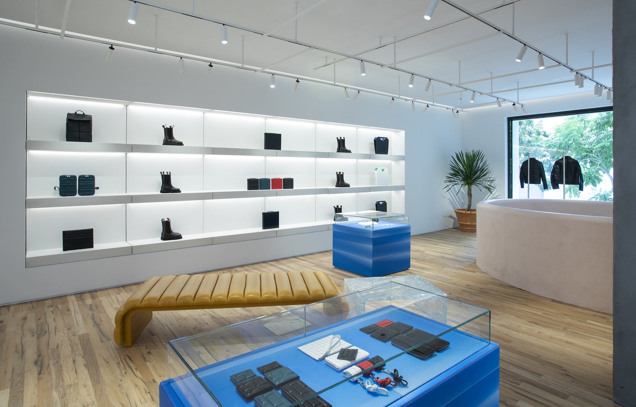 Louis Vuitton Art Pop Up Miami Florida Addressed