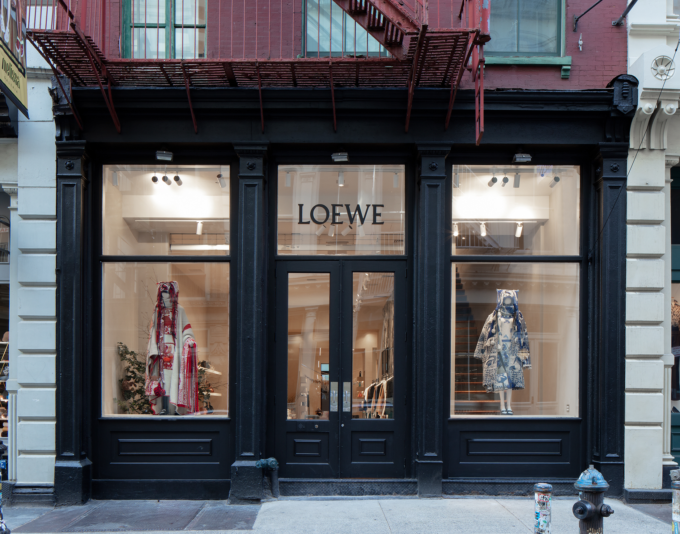 LOEWE Opens New Store in East Hampton: Where Art, Craft, and Fashion Meet  Sustainability