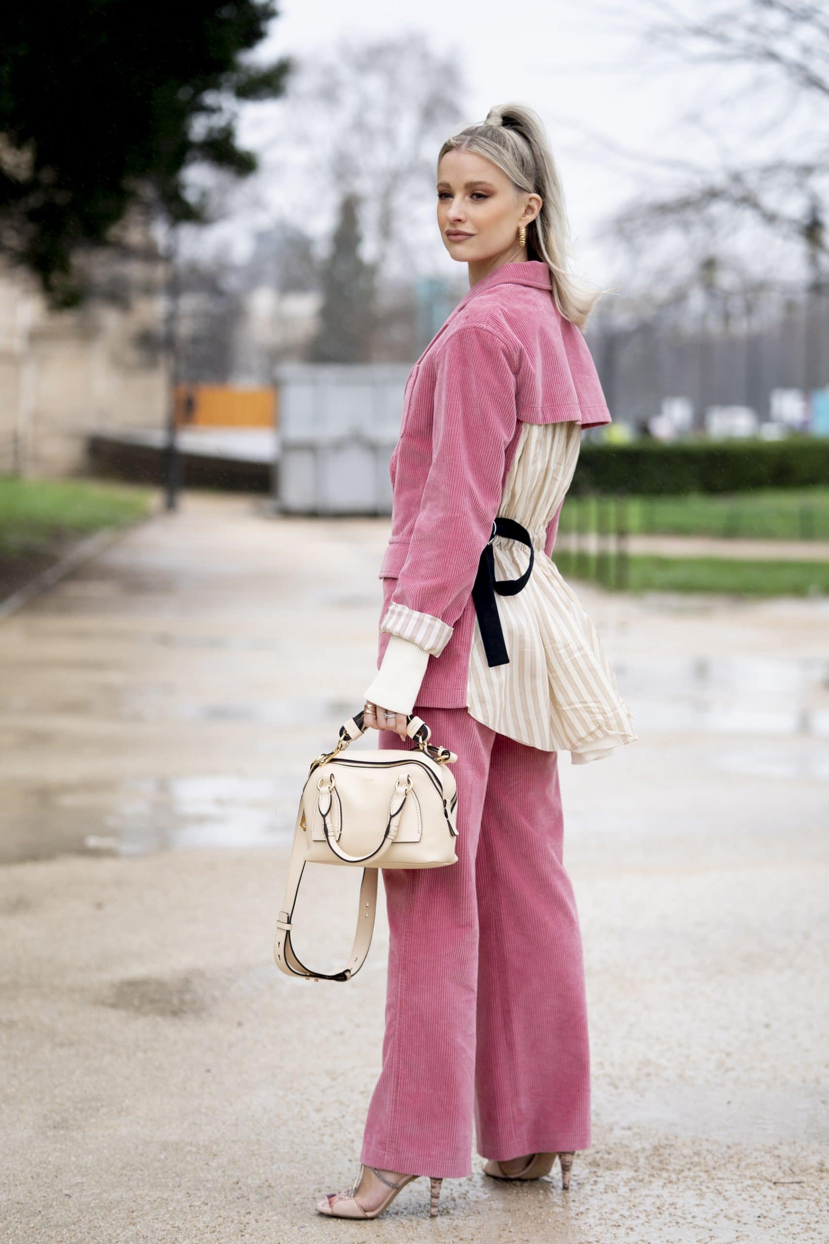 Paris Street Style Fall 2020 Day