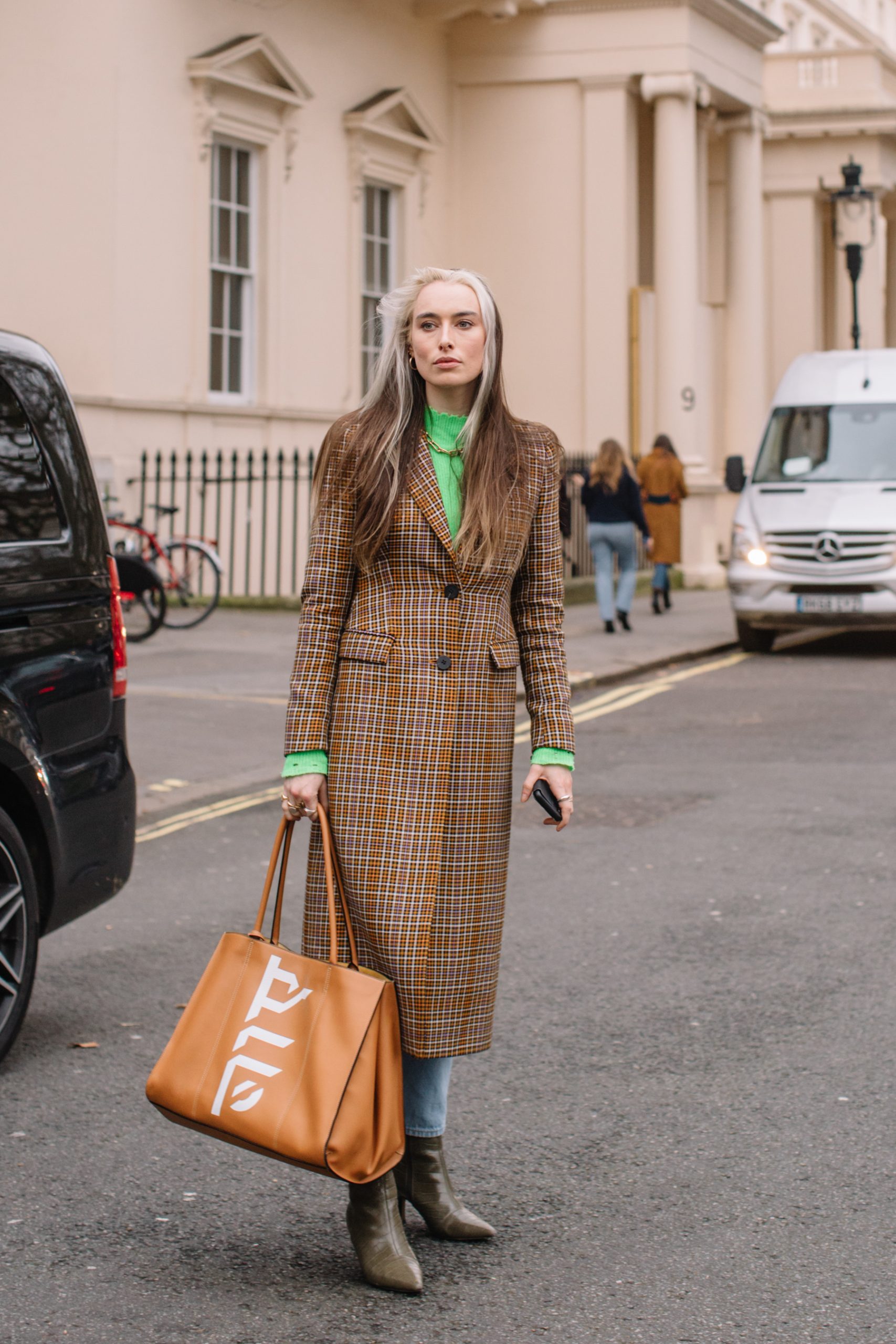 London Street Style Influencer Looks Fall 2020 | The Impression