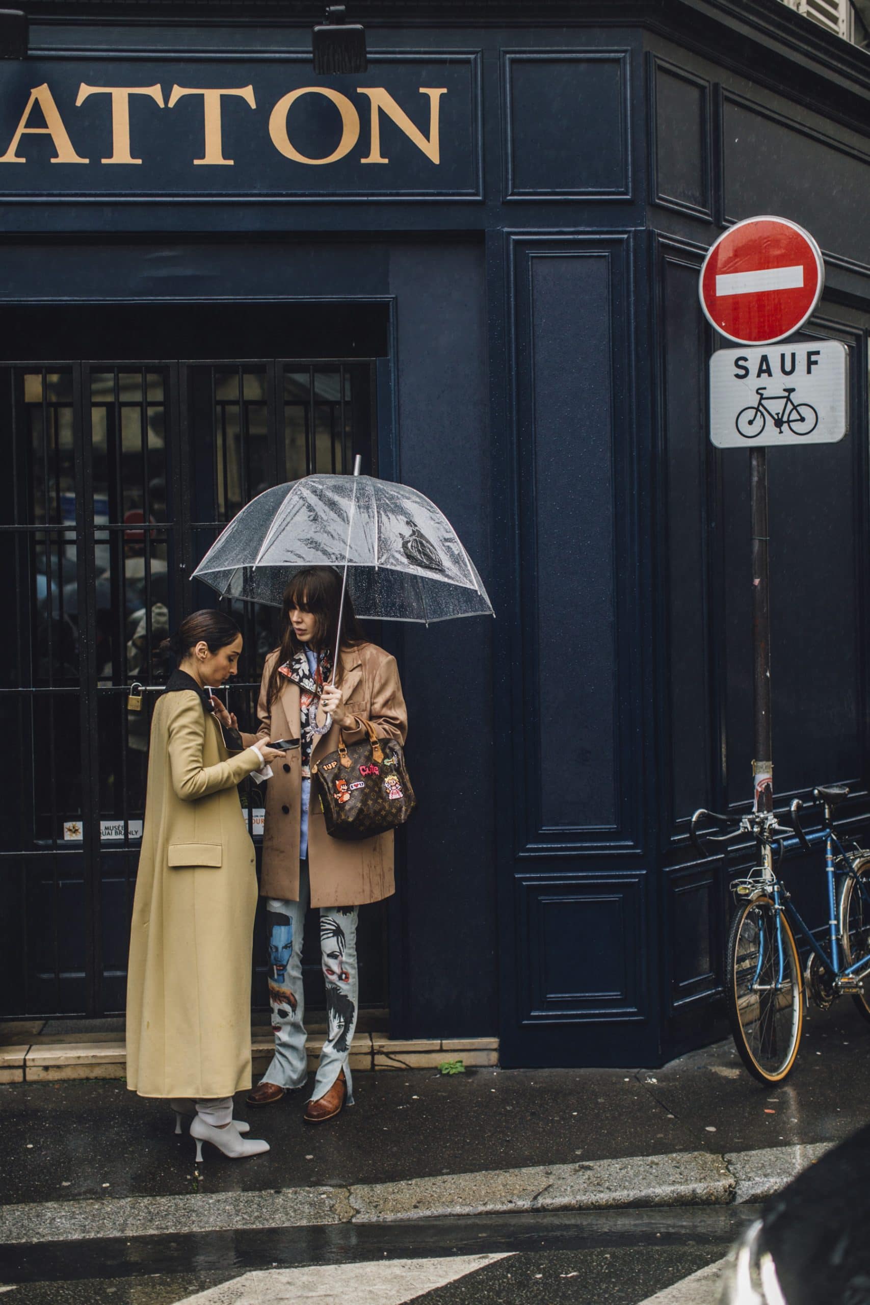 Paris Street Style Fall 2020 Day