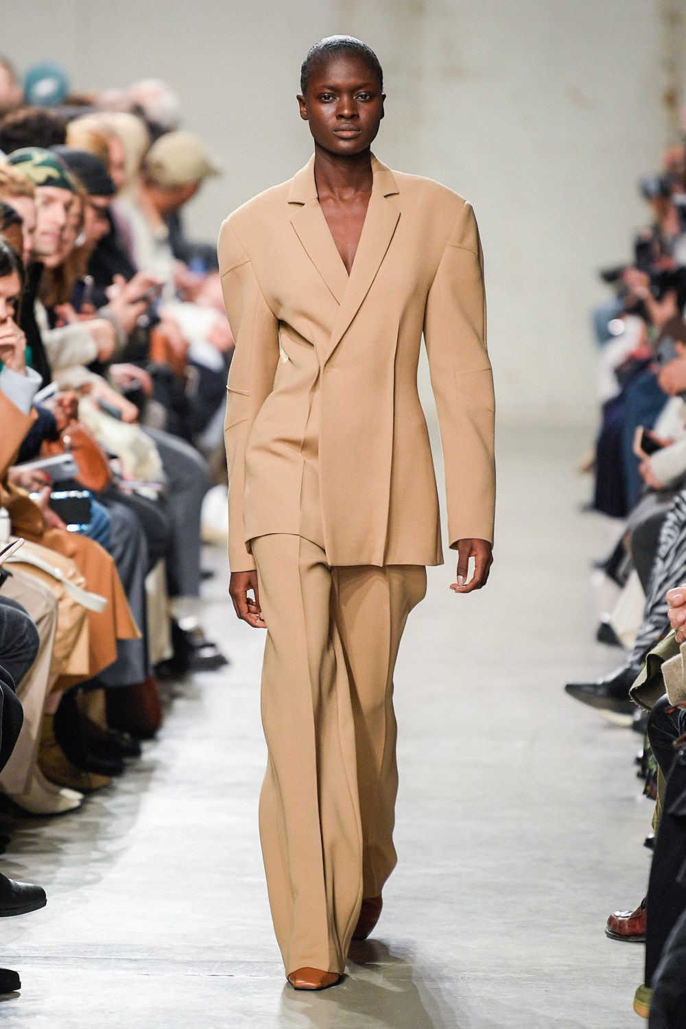 Brown Earth Tone Fall Color 2020 Fashion Trend | The Impression