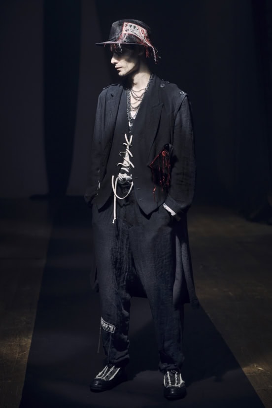 Yohji Yamamoto Spring 2021 Men's Fashion Show