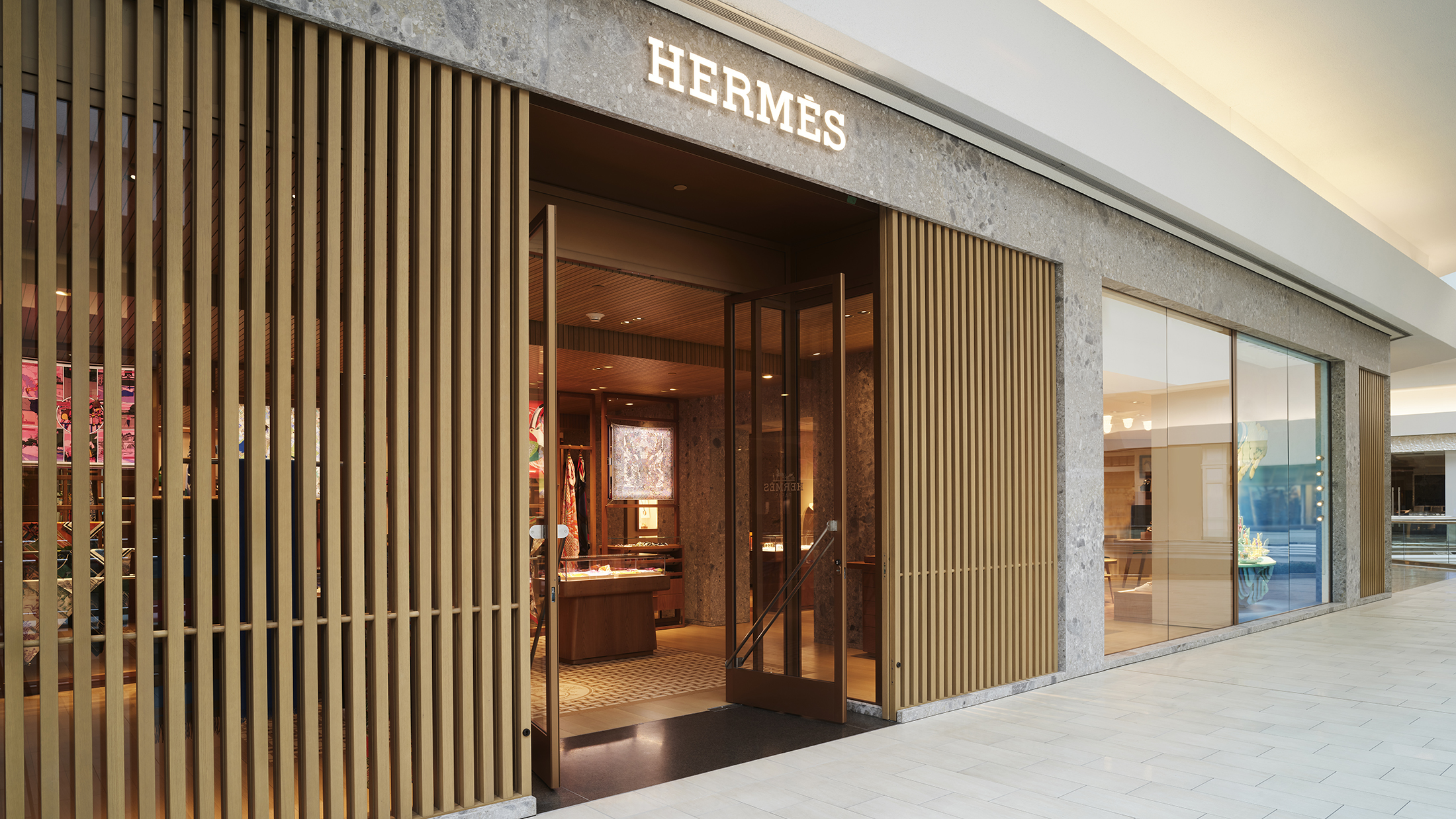Hermes Relocates Denver Store to Cherry Creek Shopping Center – WWD