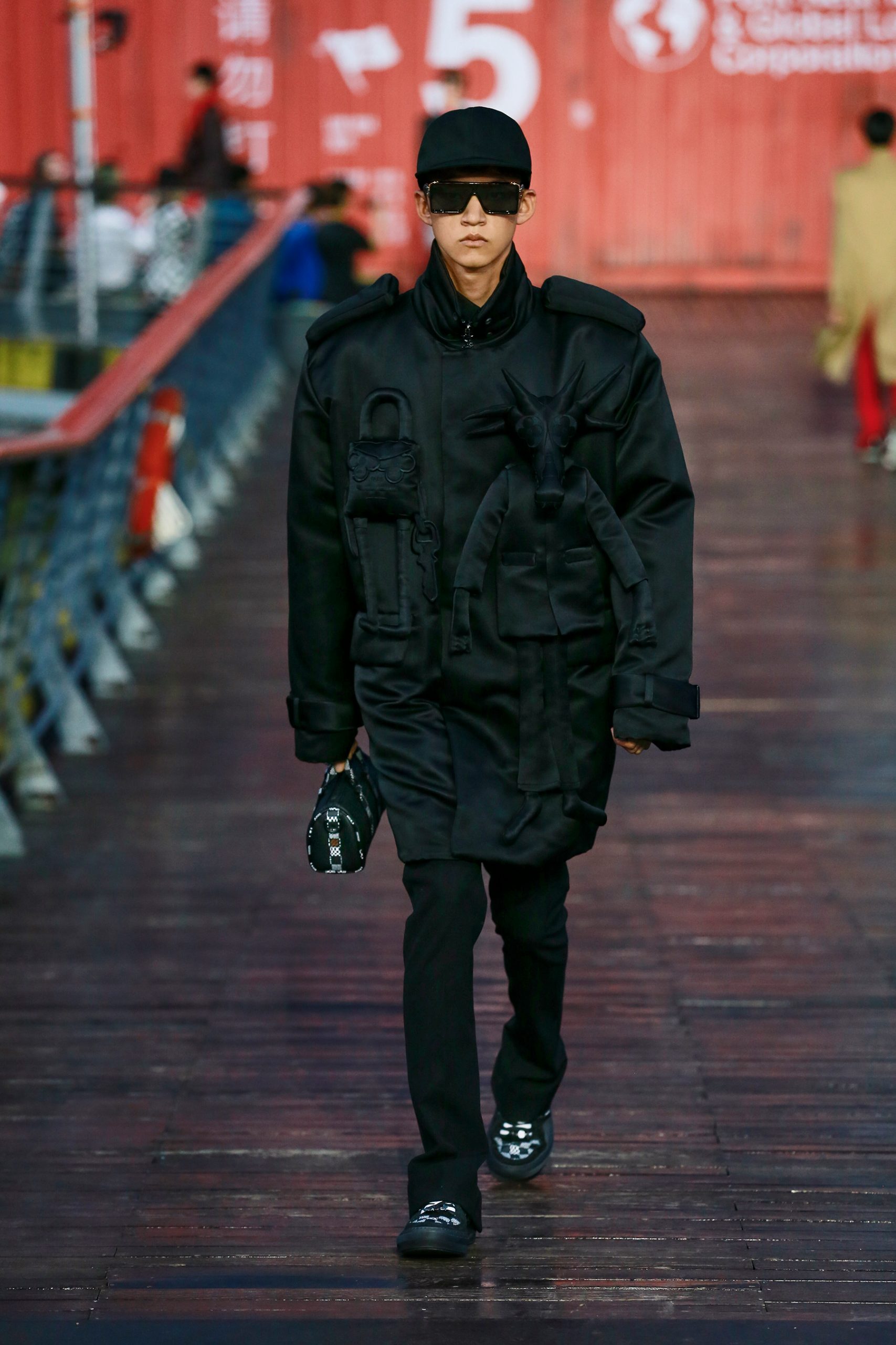 Louis Vuitton Showy Rain Coats For Men