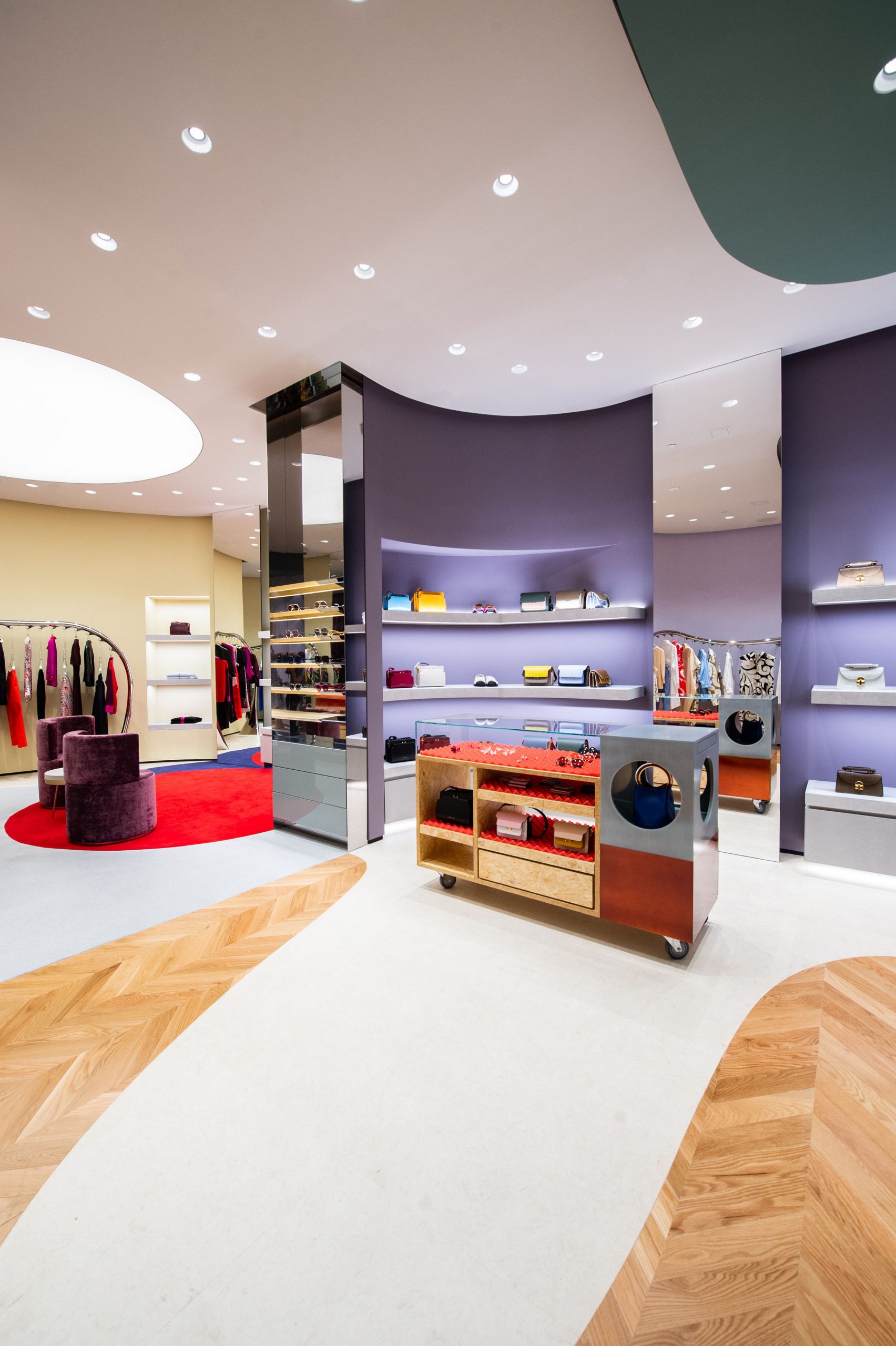 Get Lost with Gucci - Bal Harbour Shops