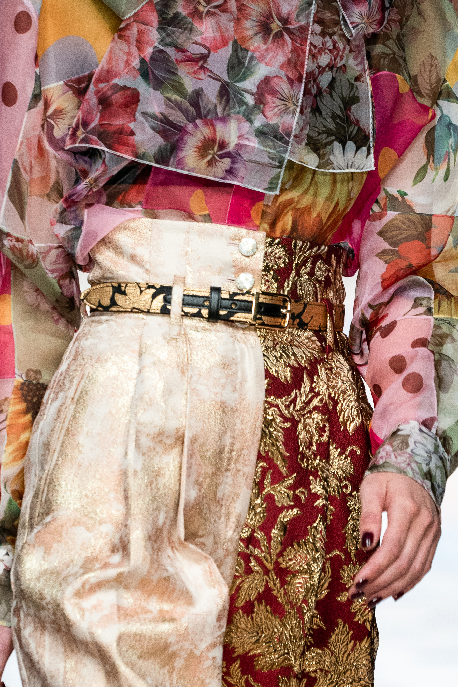 Dolce & Gabbana Spring 2021 Fashion Show Details