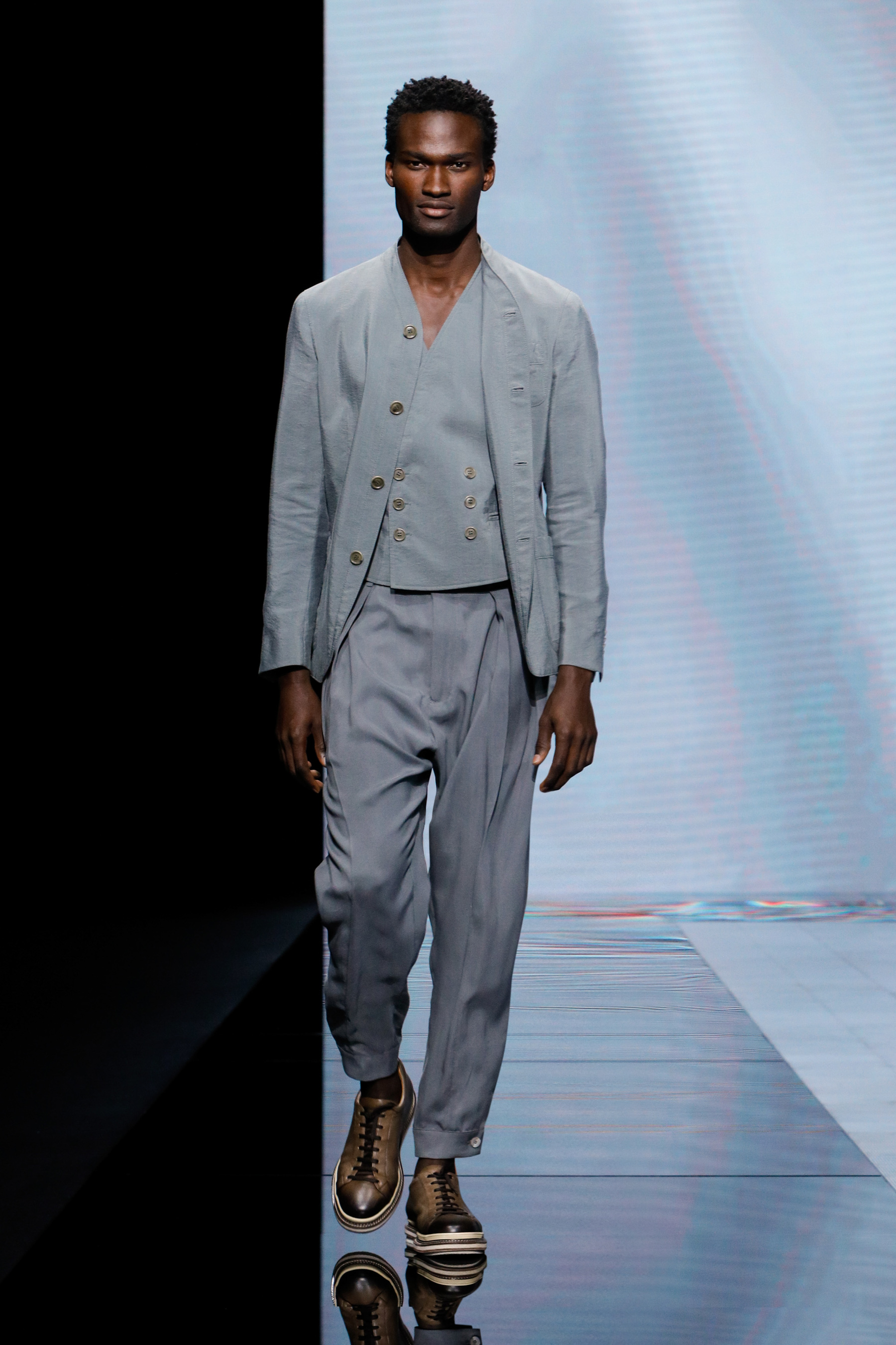 Giorgio Armani Spring 2021 Fashion Show 