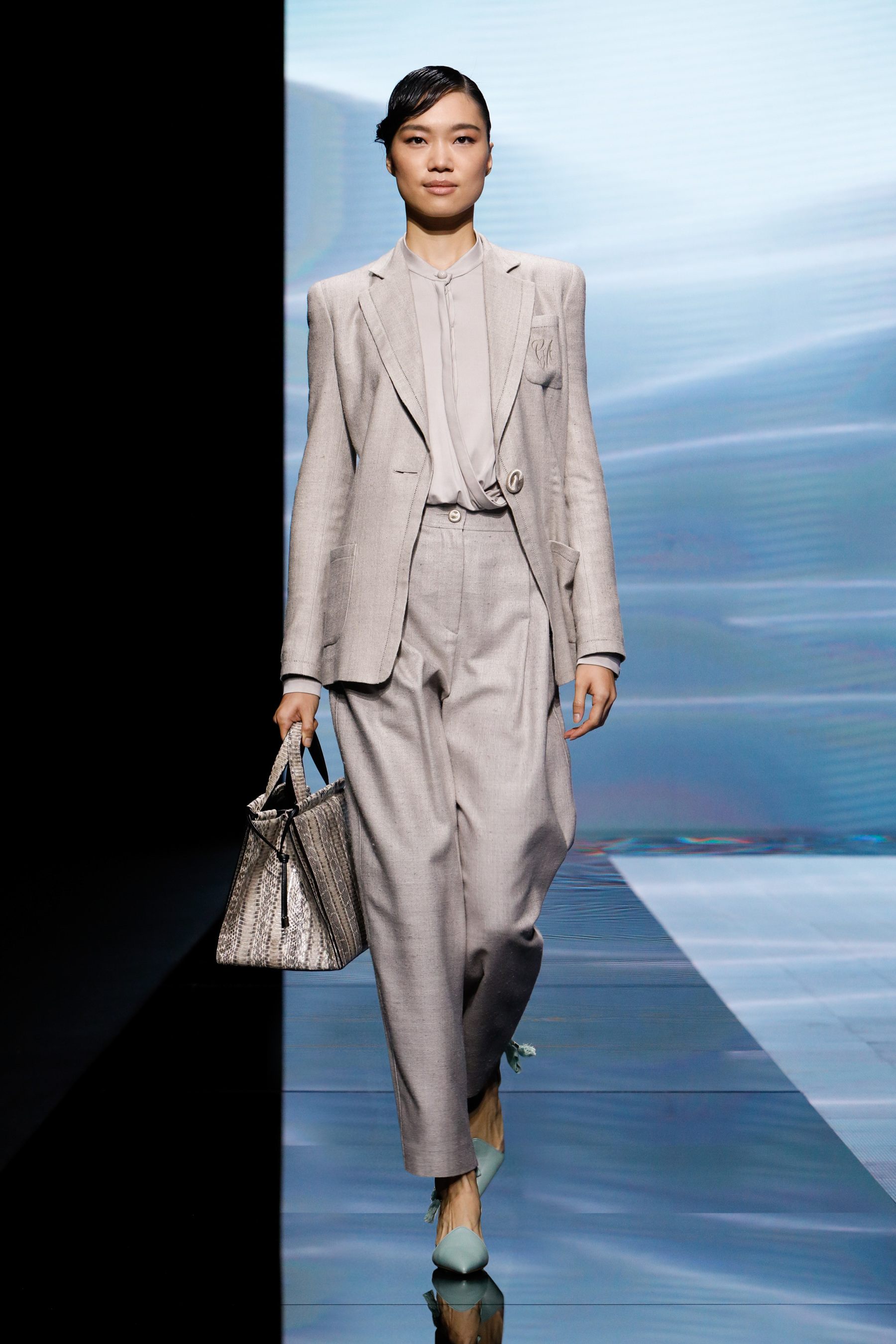 Giorgio Armani Spring 2021 Fashion Show 